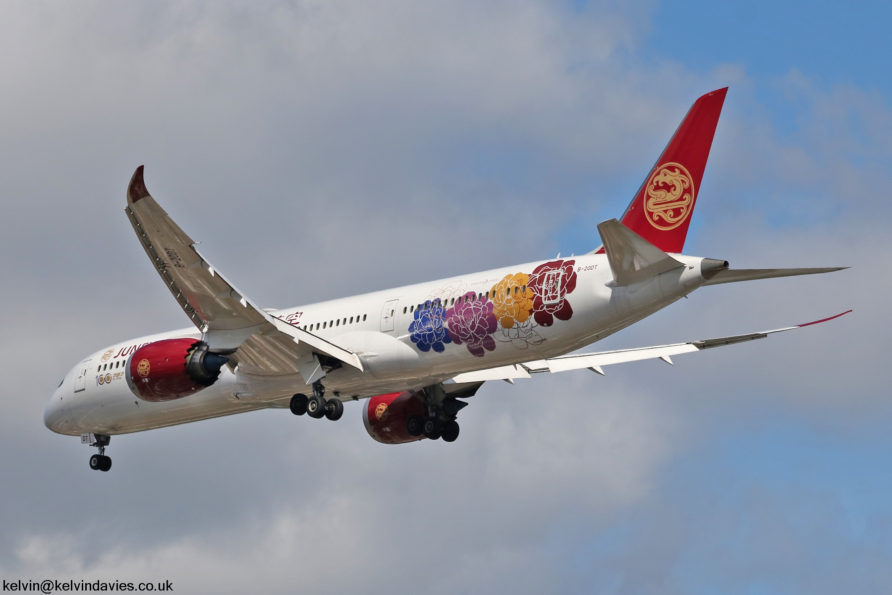 Juneyao Airlines 787 B-20DT