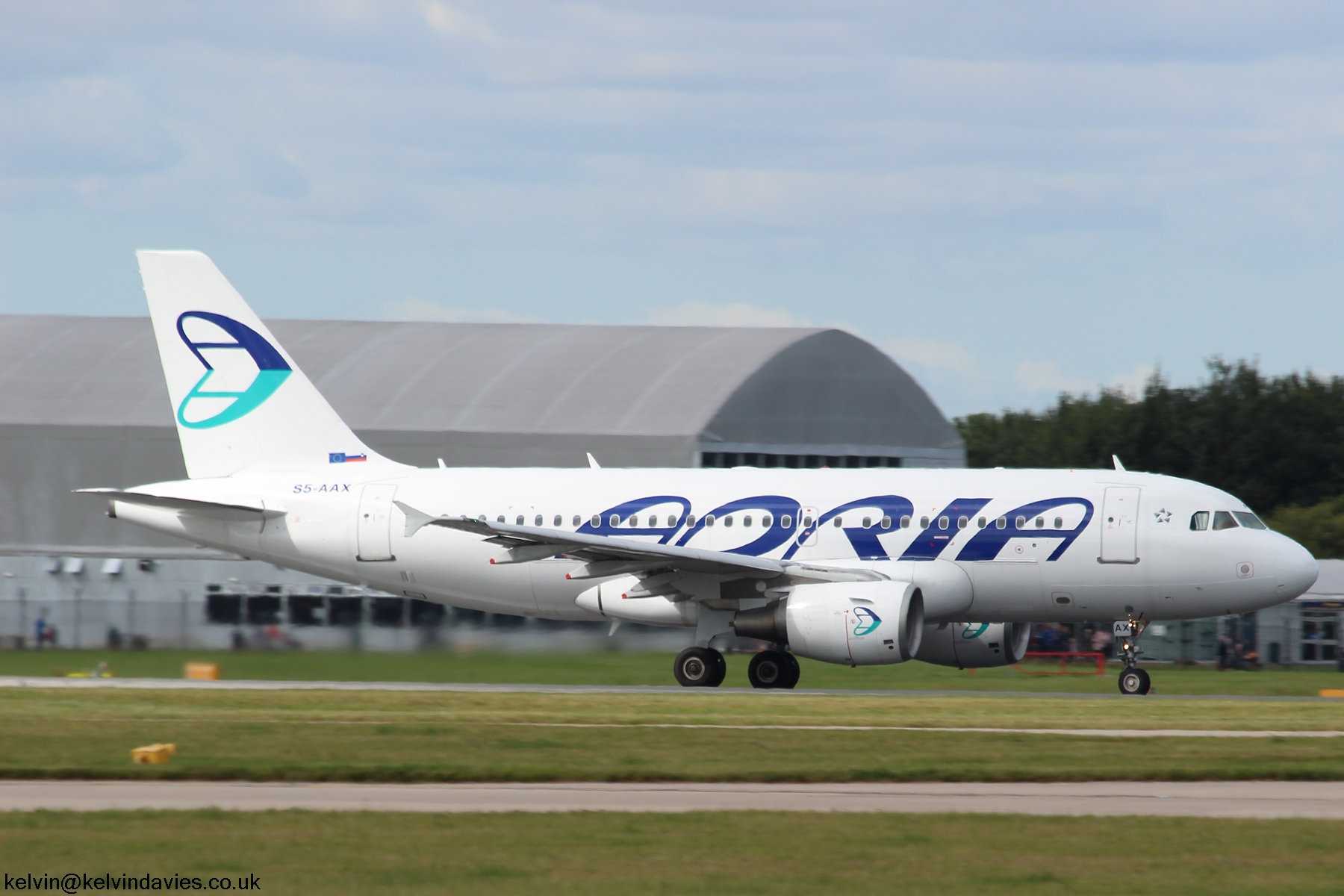Adria Airways A319 S5-AAX