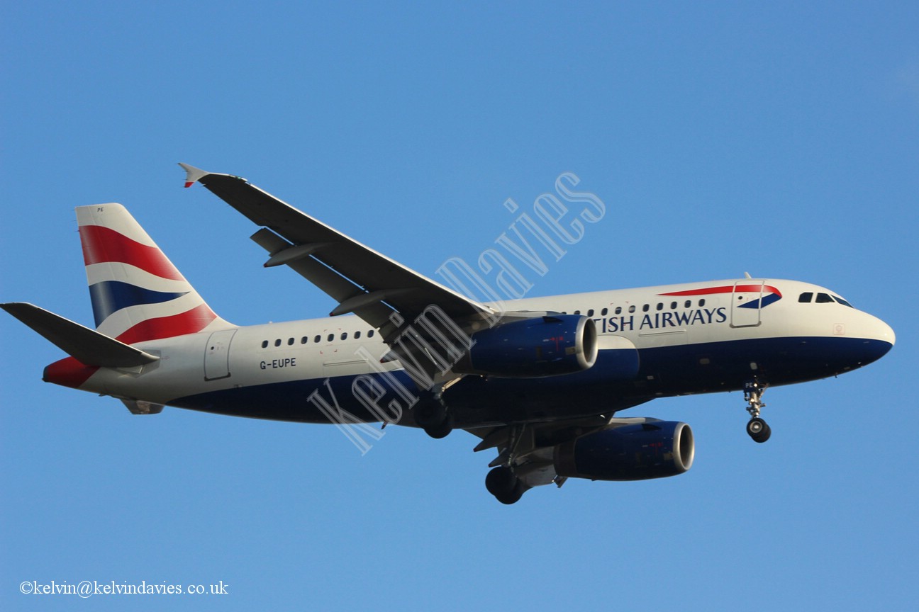 British Airways A319 G-EUPE