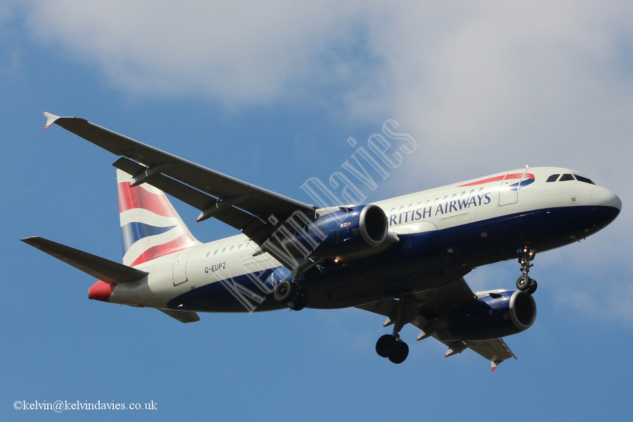 British Airways A319 G-EUPZ
