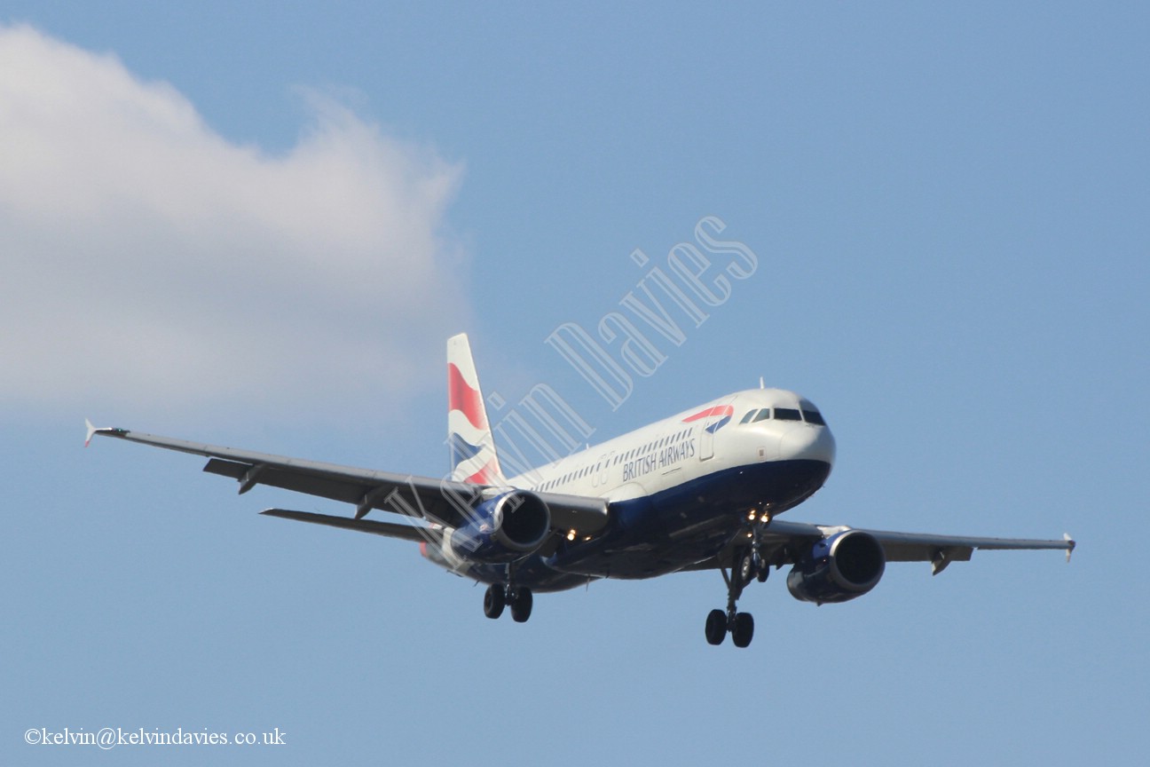 British Airways A320 G-EUUL