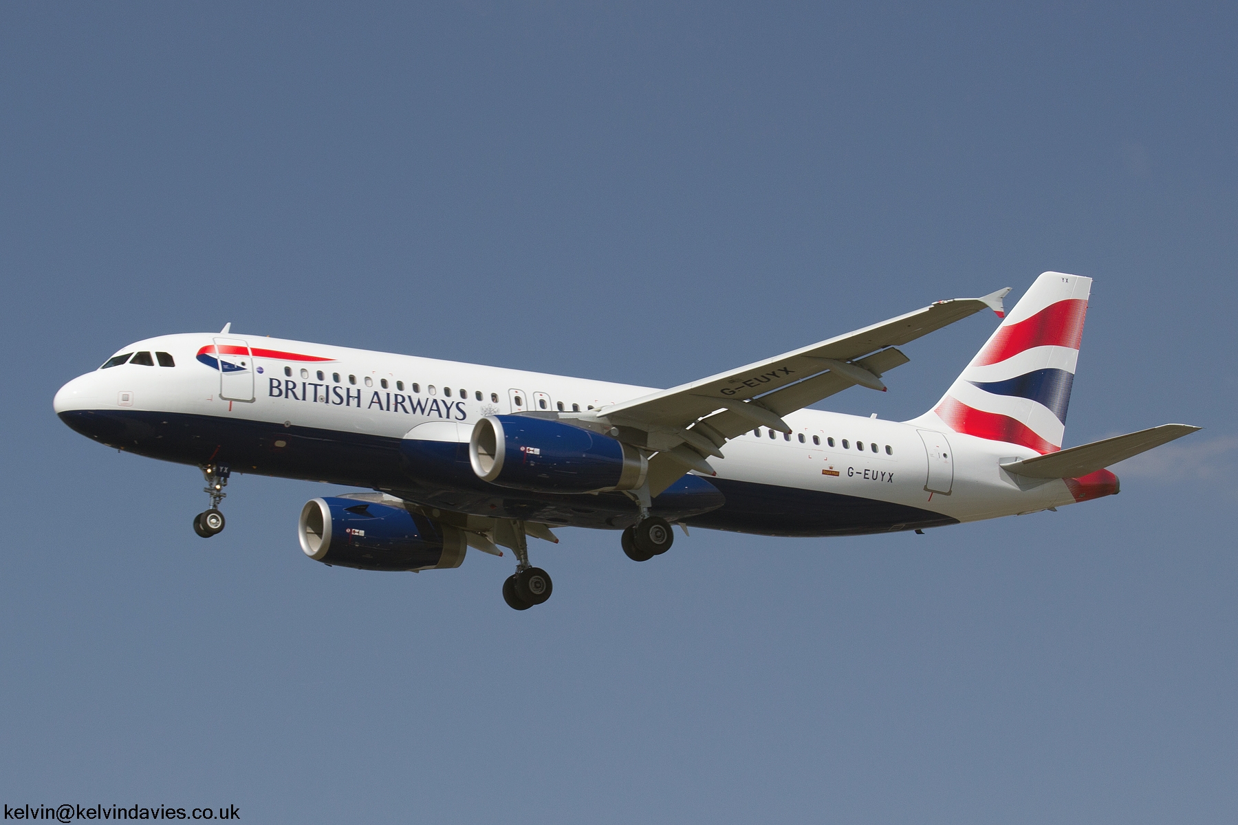 British Airways A320 G-EUYX