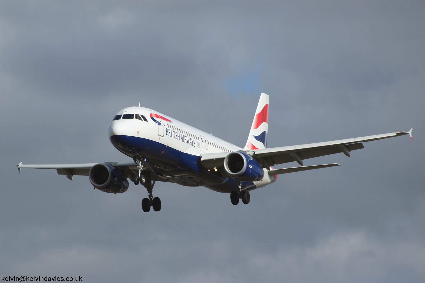British Airways A320 G-EUYP