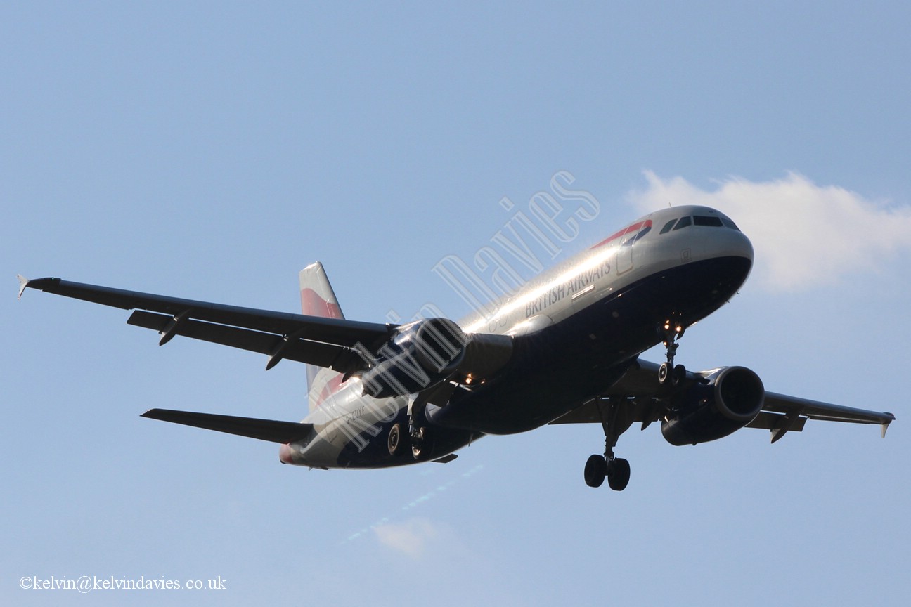 British Airways A320 G-EUYF