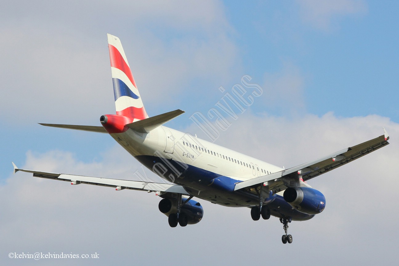 British Airways A320 G-EUYM