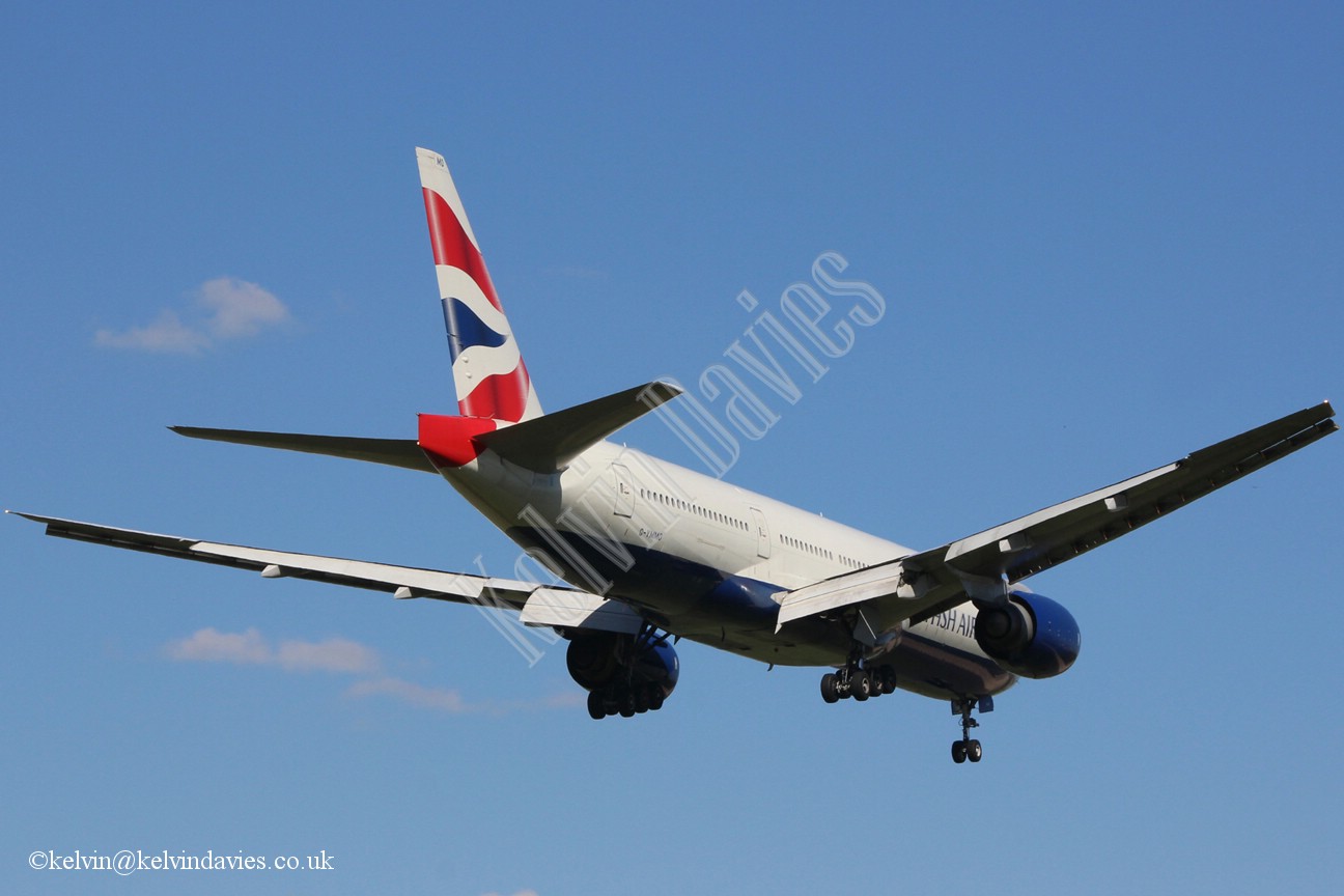 British Airways 777 G-YMMO