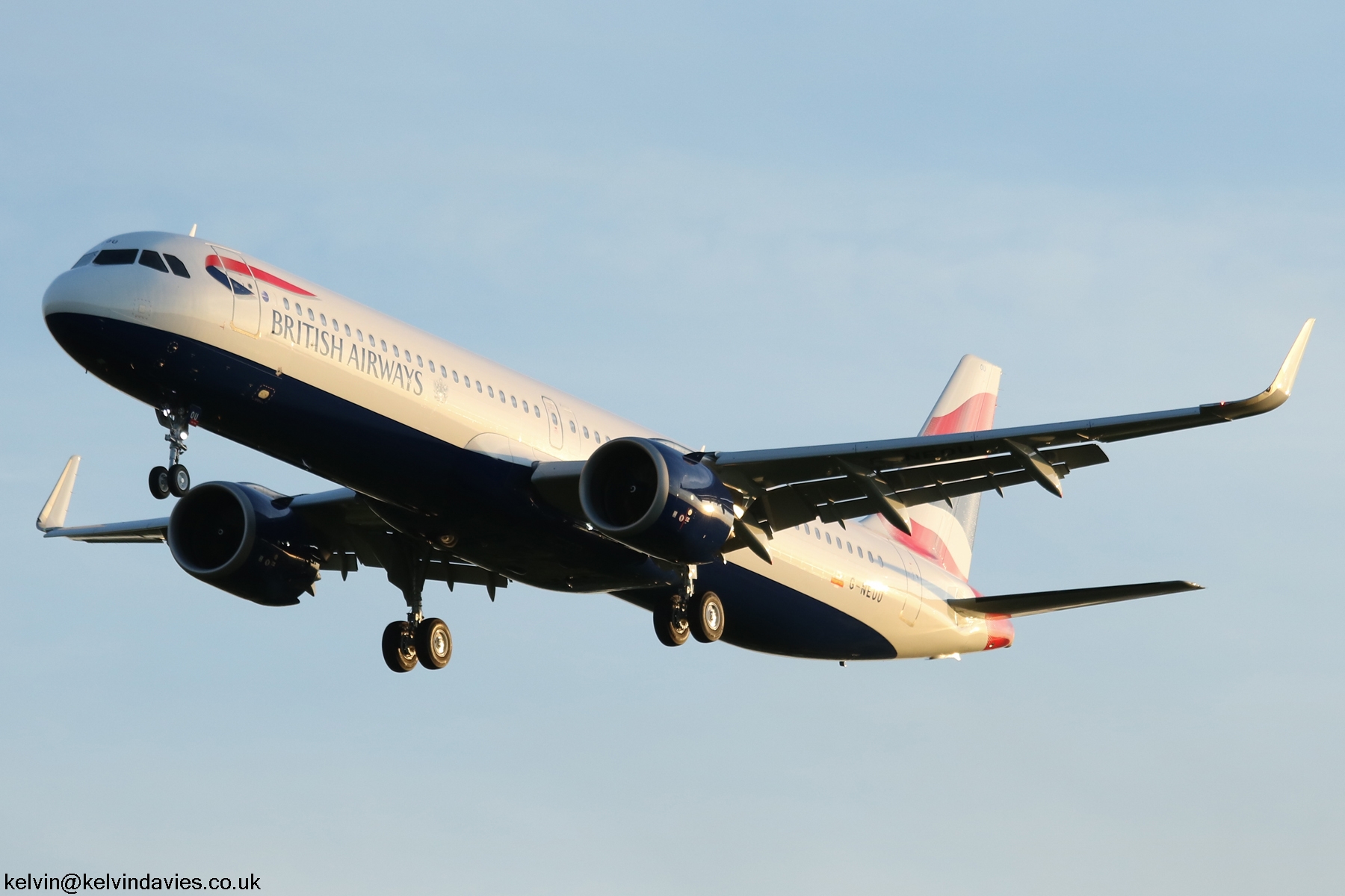 British Airways A321 G-NEOU