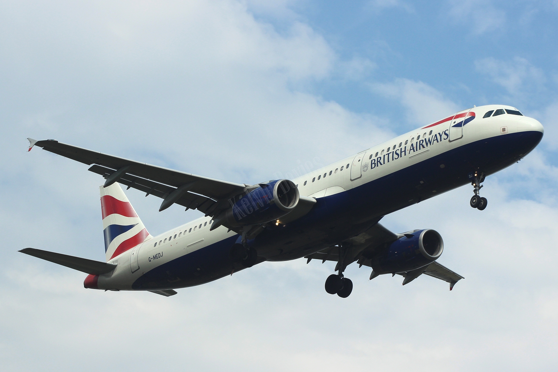 British Airways A321 G-MEDJ
