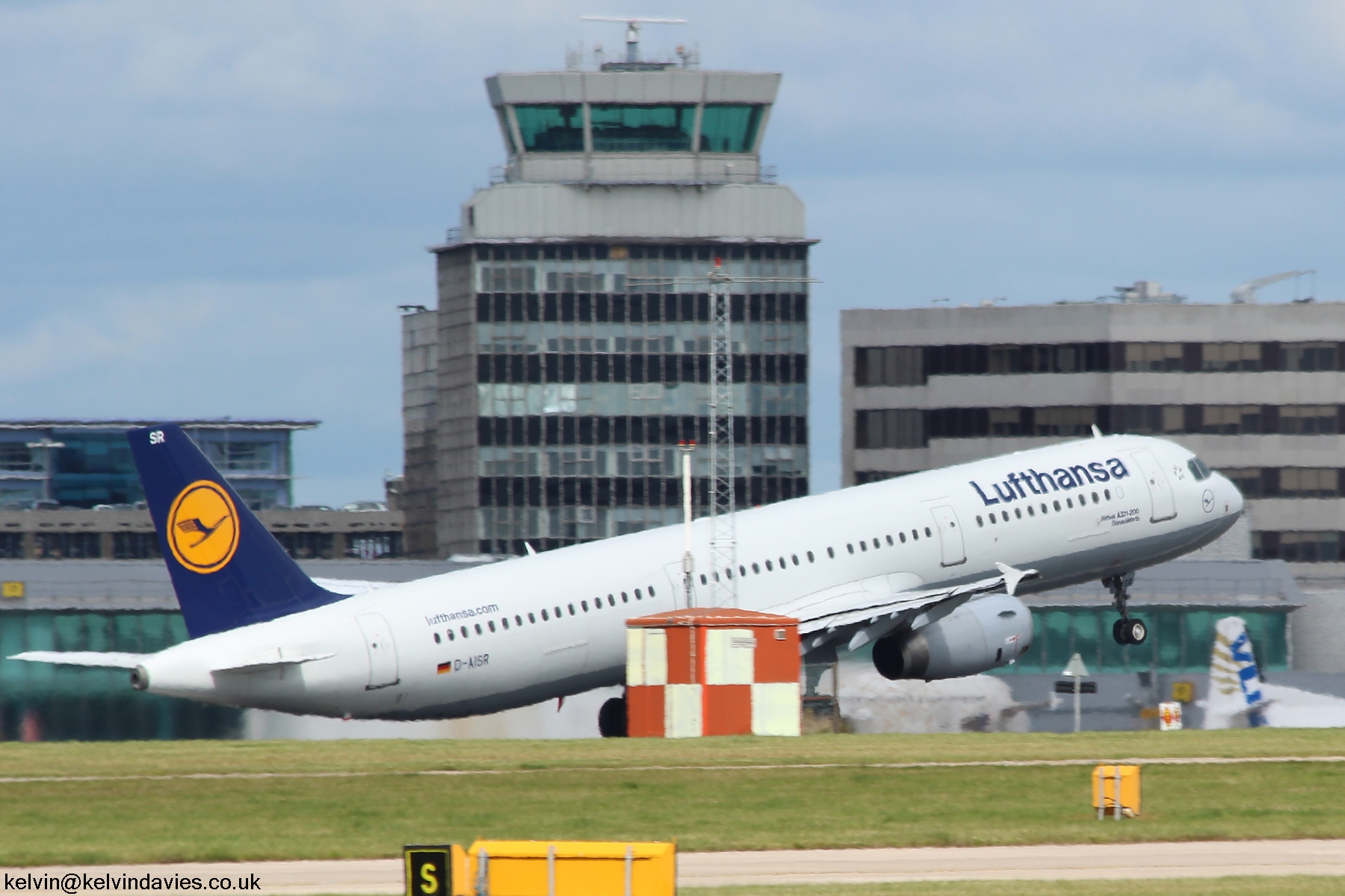 Lufthansa A321 D-AISR