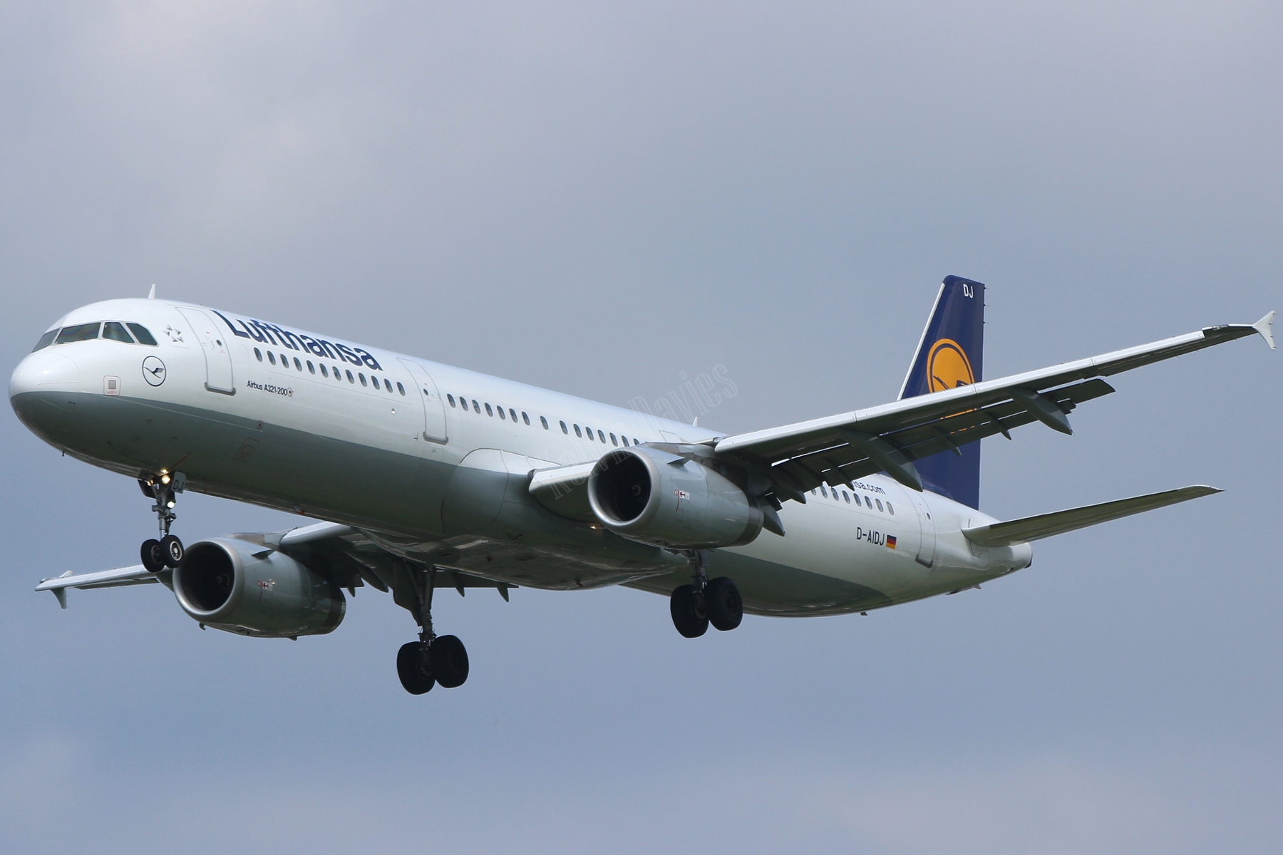Lufthansa A321 D-AIDJ