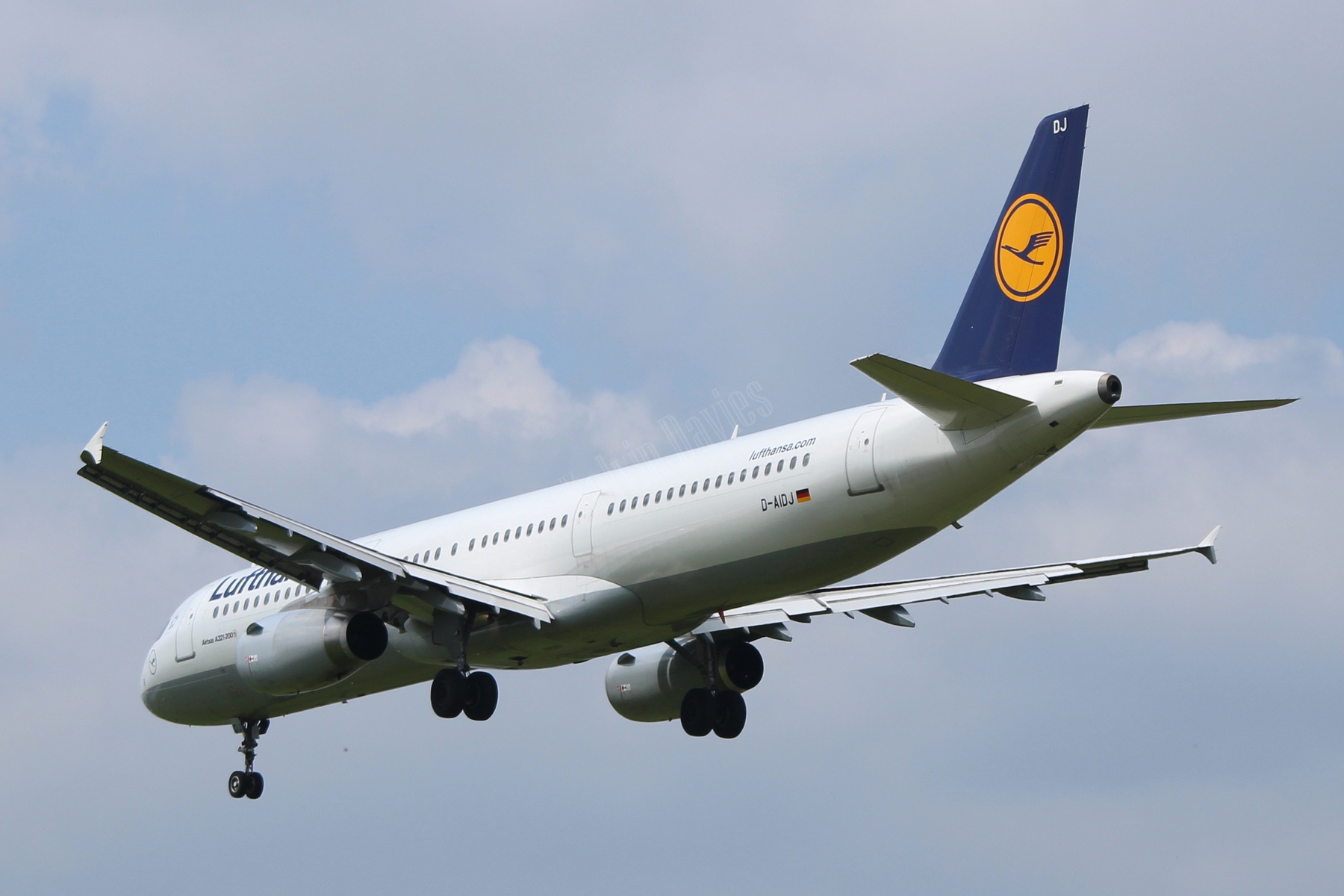 Lufthansa A321 D-AIDJ