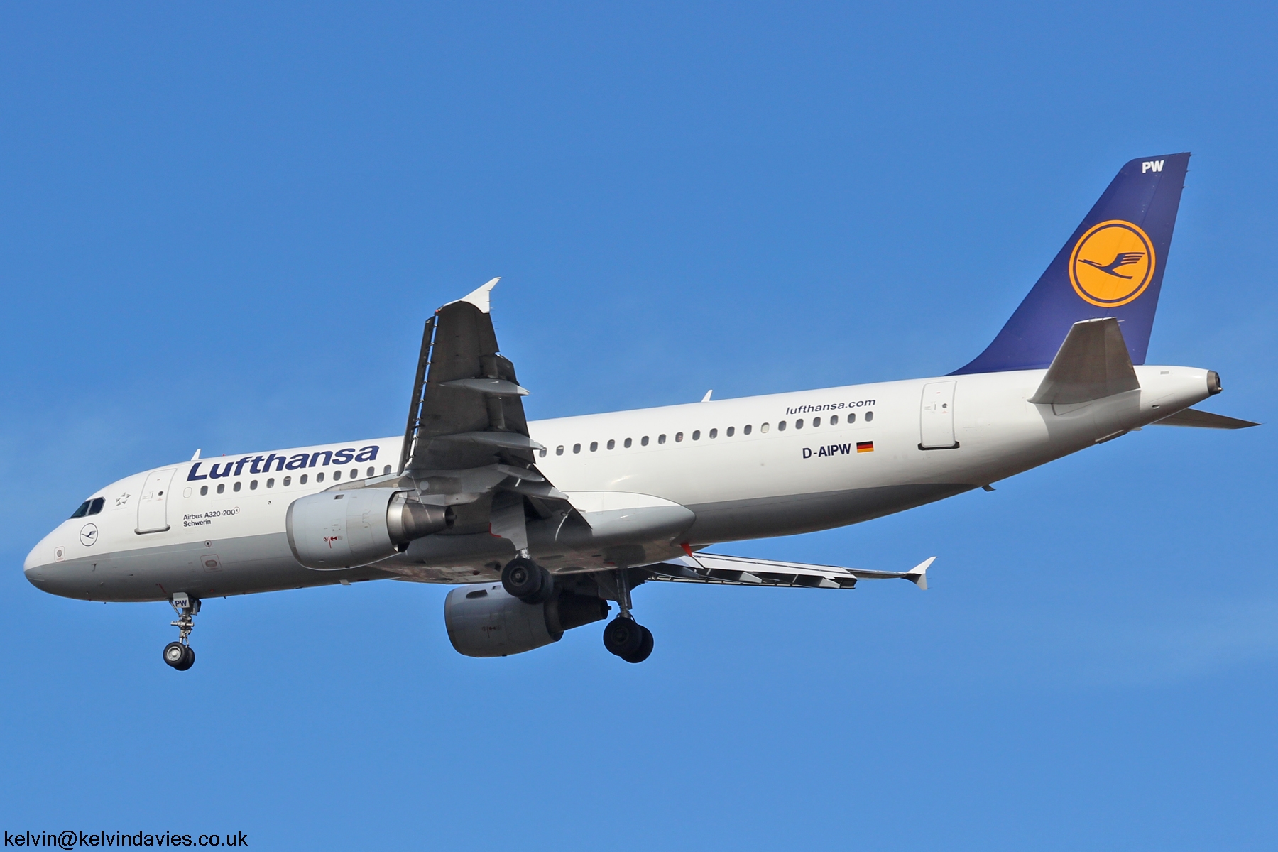 Lufthansa A321 D-AIPW