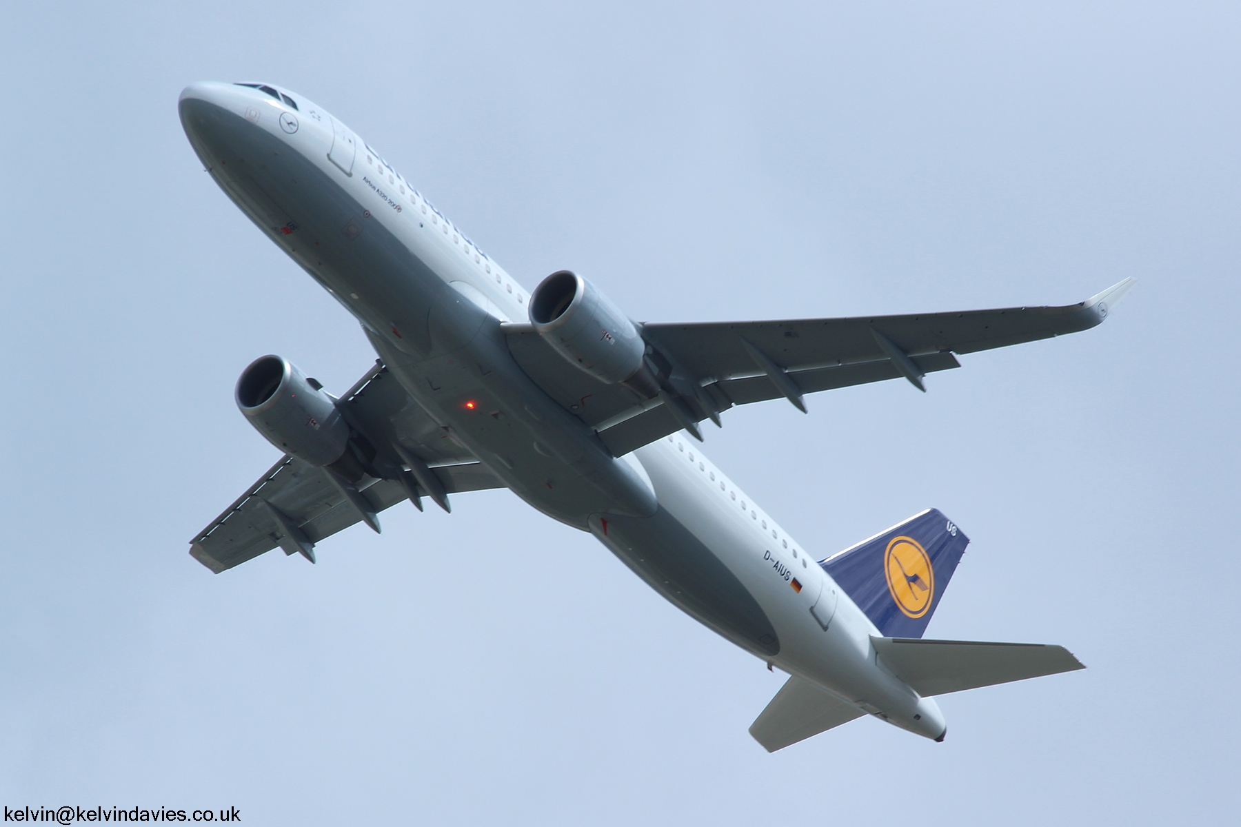 Lufthansa A320 D-AIUS