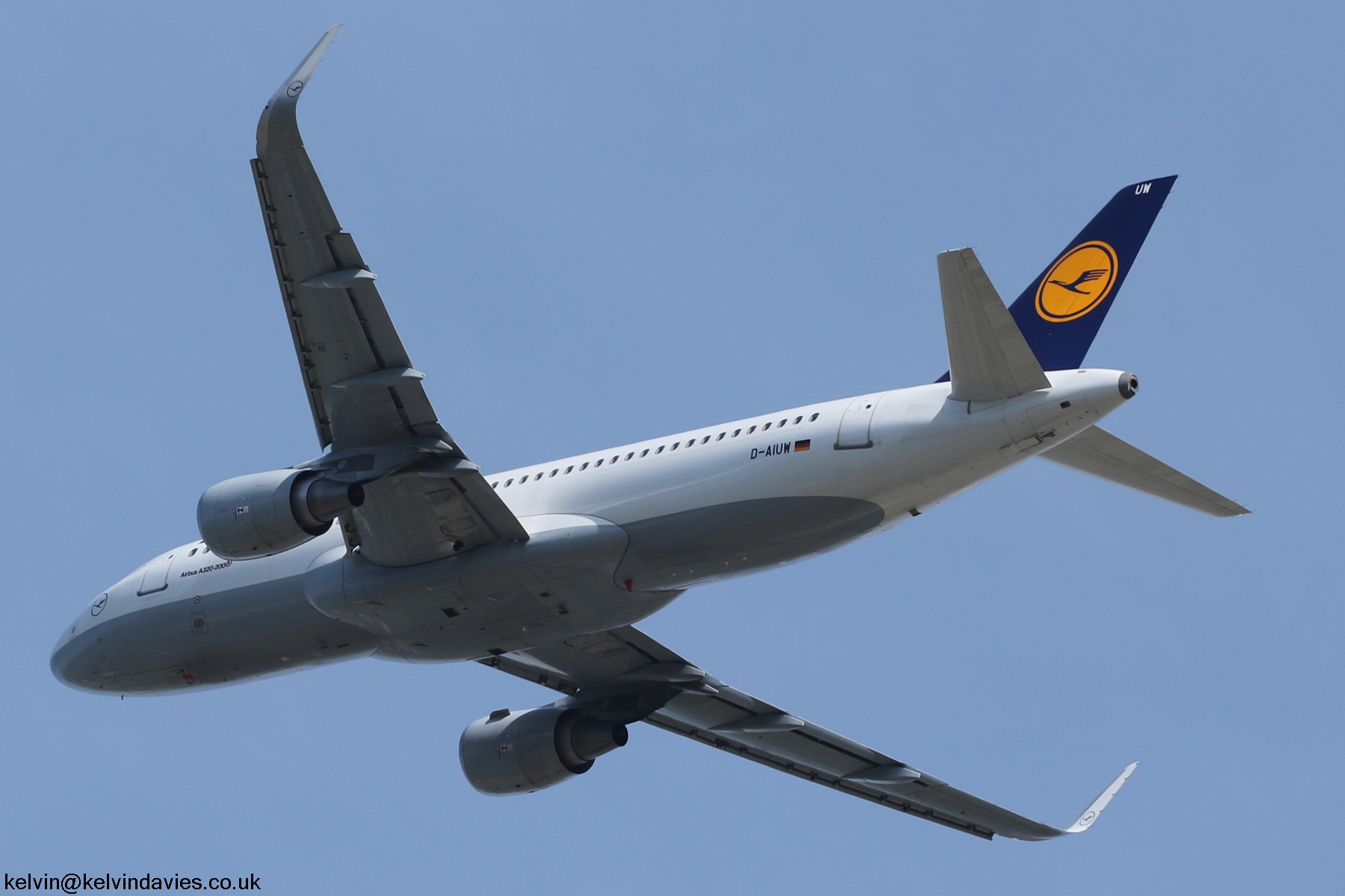 Lufthansa A320 D-AIUW