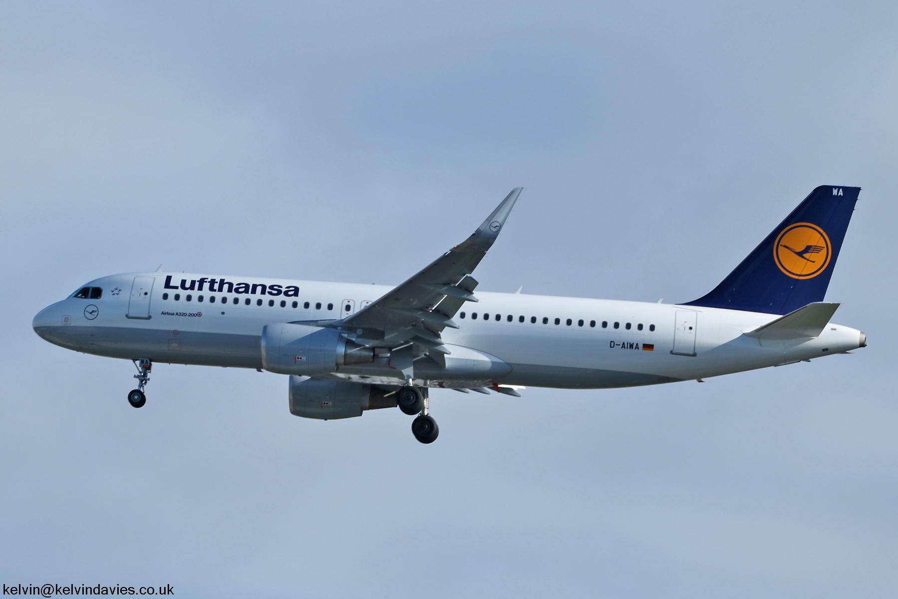 Lufthansa A320  D-AIWA