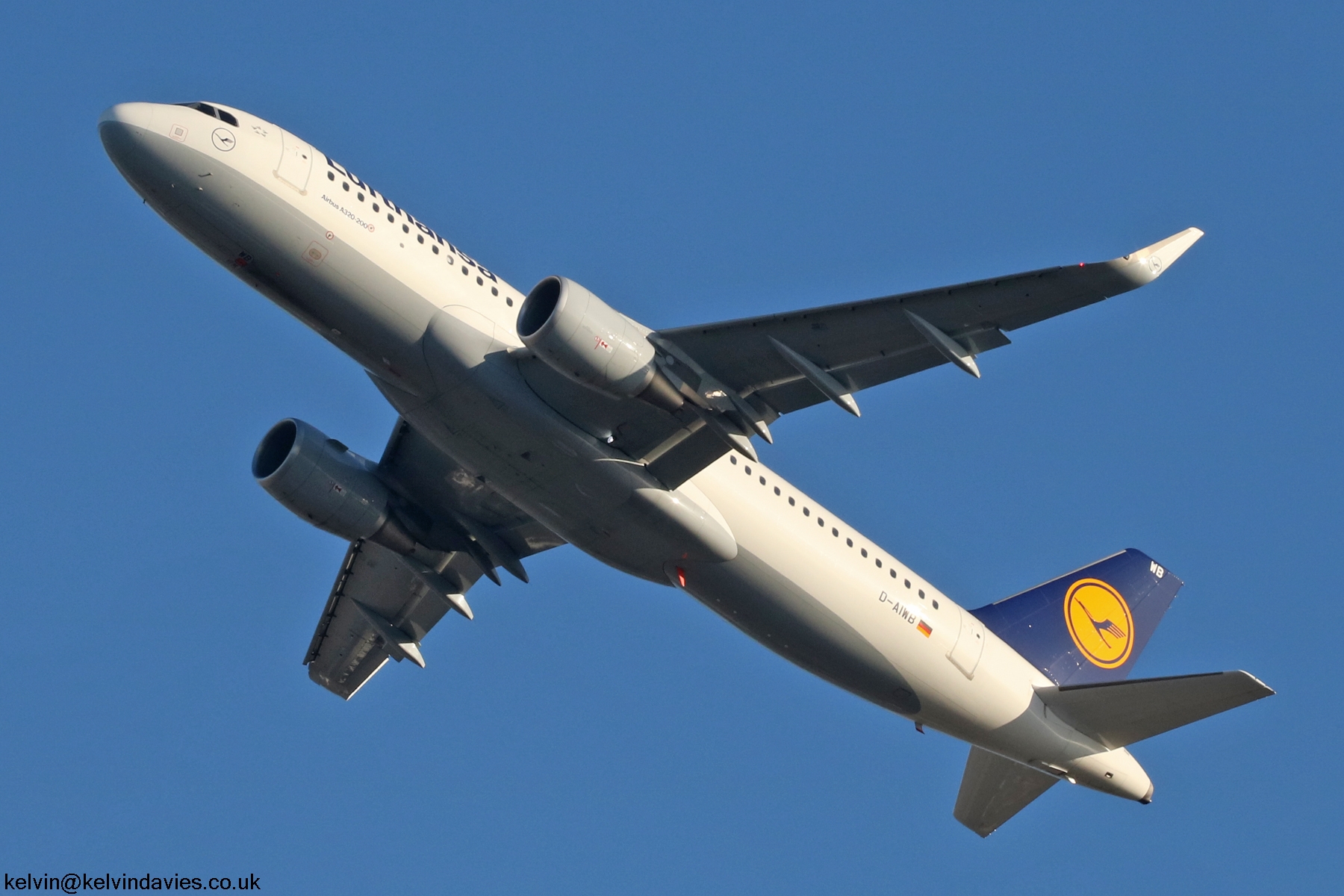 Lufthansa A320 D-AIWB