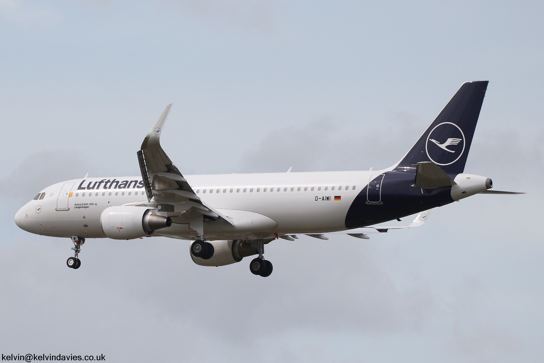 Lufthansa A320 D-AIWI