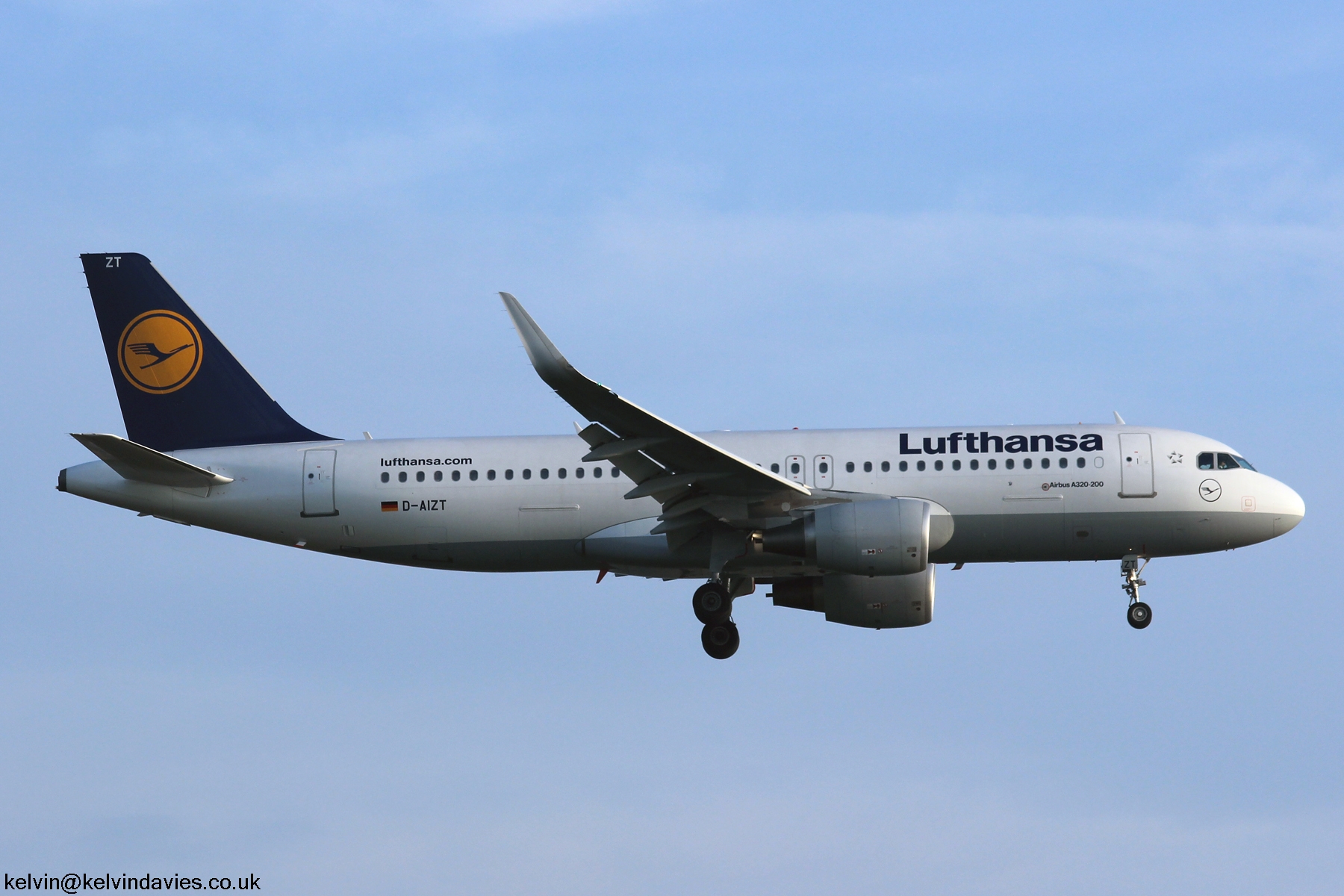 Lufthansa A320 D-AIZT