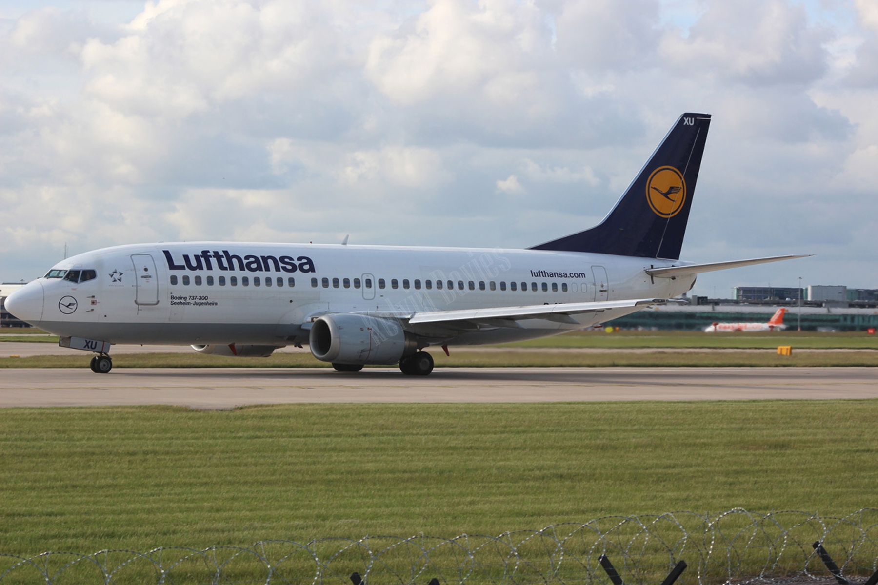 Lufthansa  737 D-ABXU