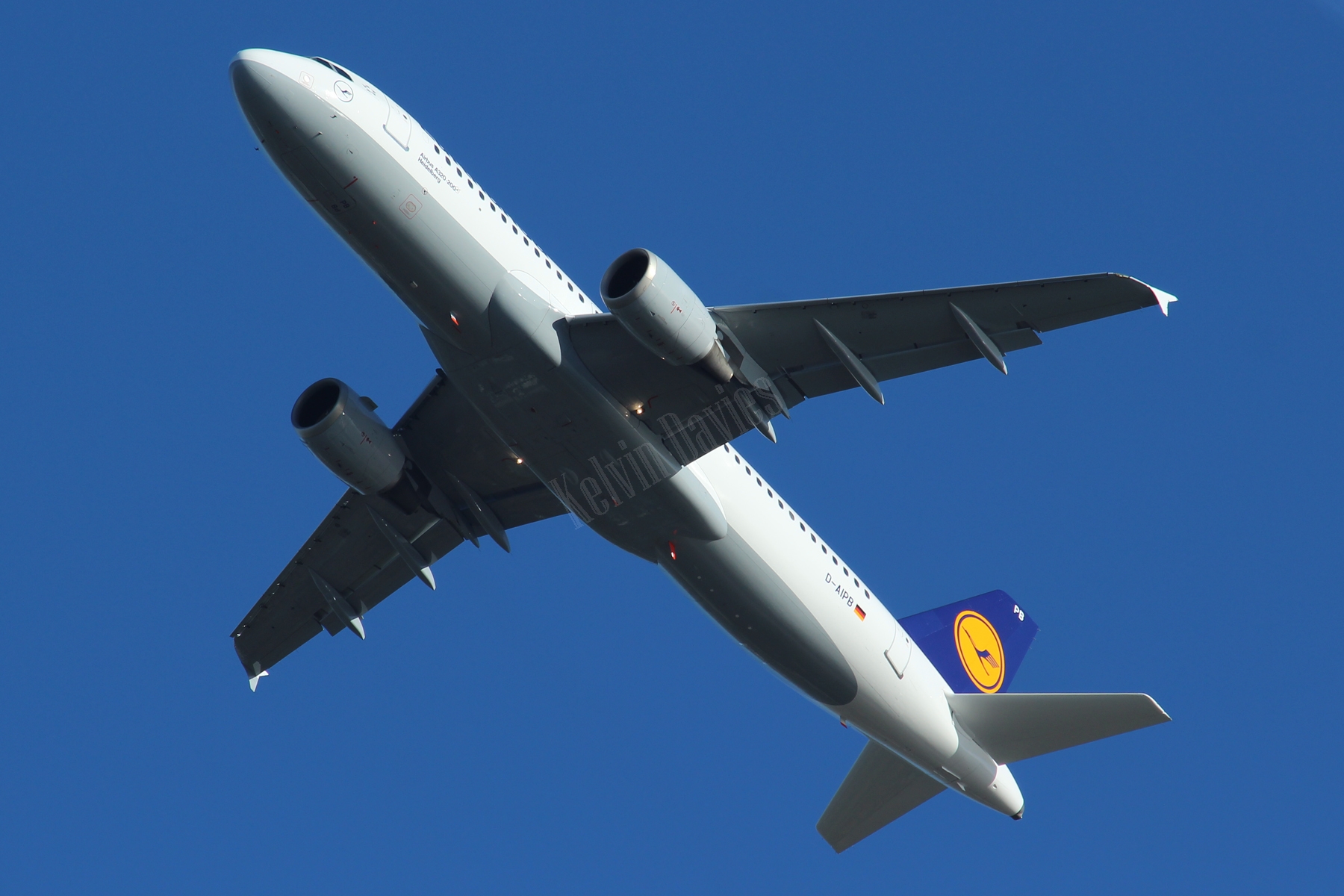 Lufthansa A320 D-AIPB