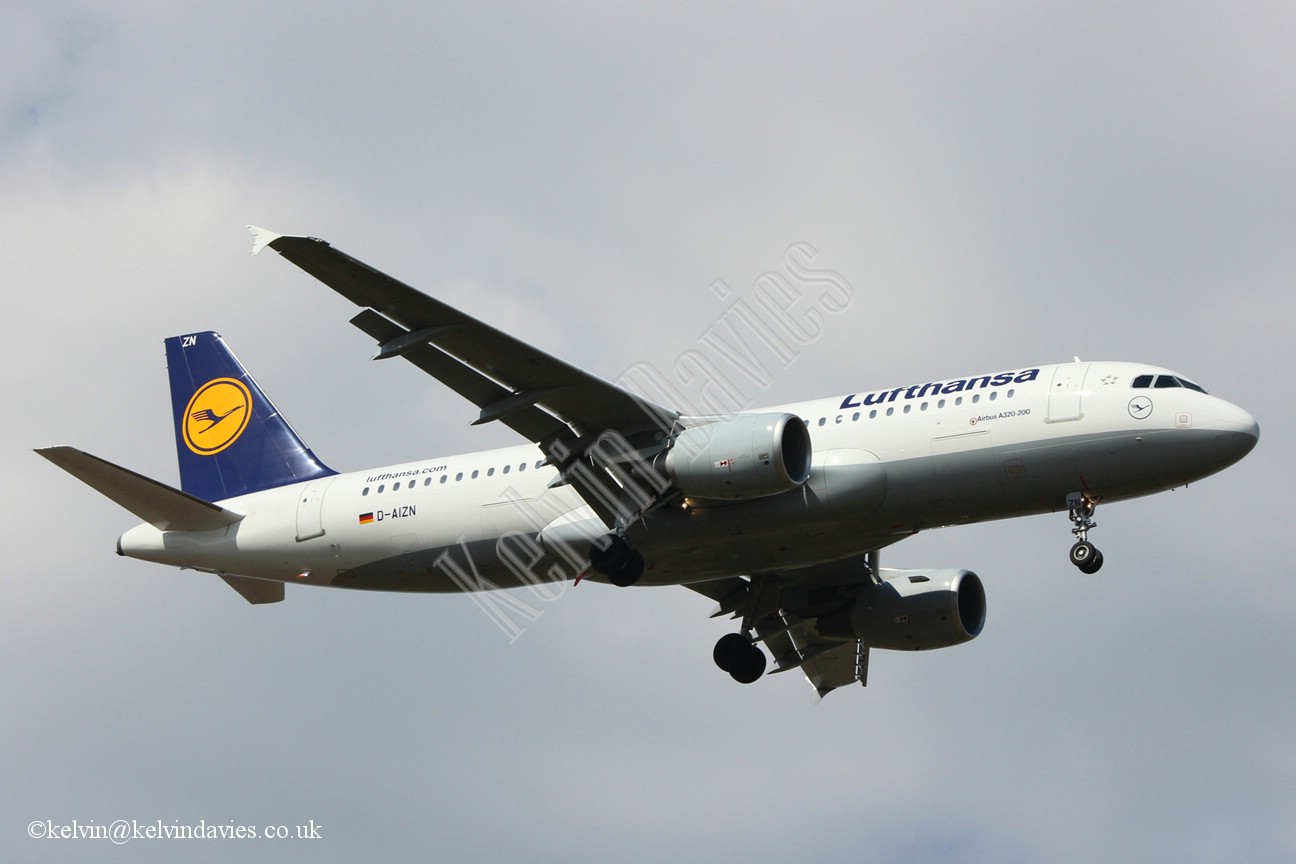 Lufthansa A320 D-AIZN