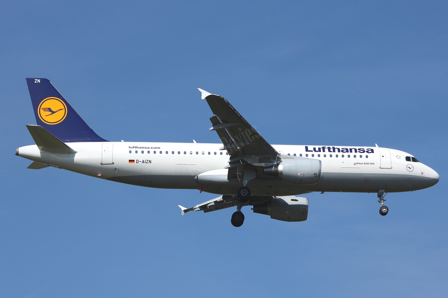 Lufthansa A320 D-AIZN
