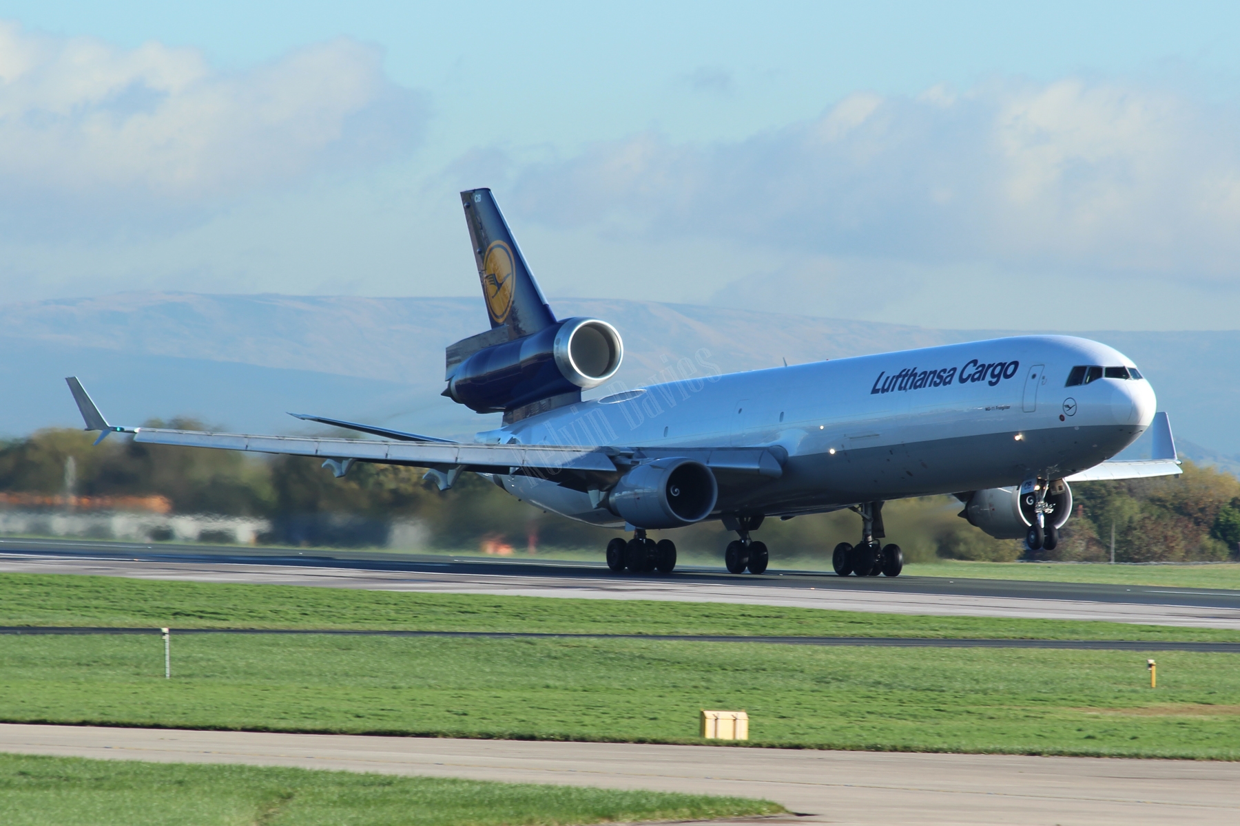 Lufthansa Cargo MD11 D-ALCB