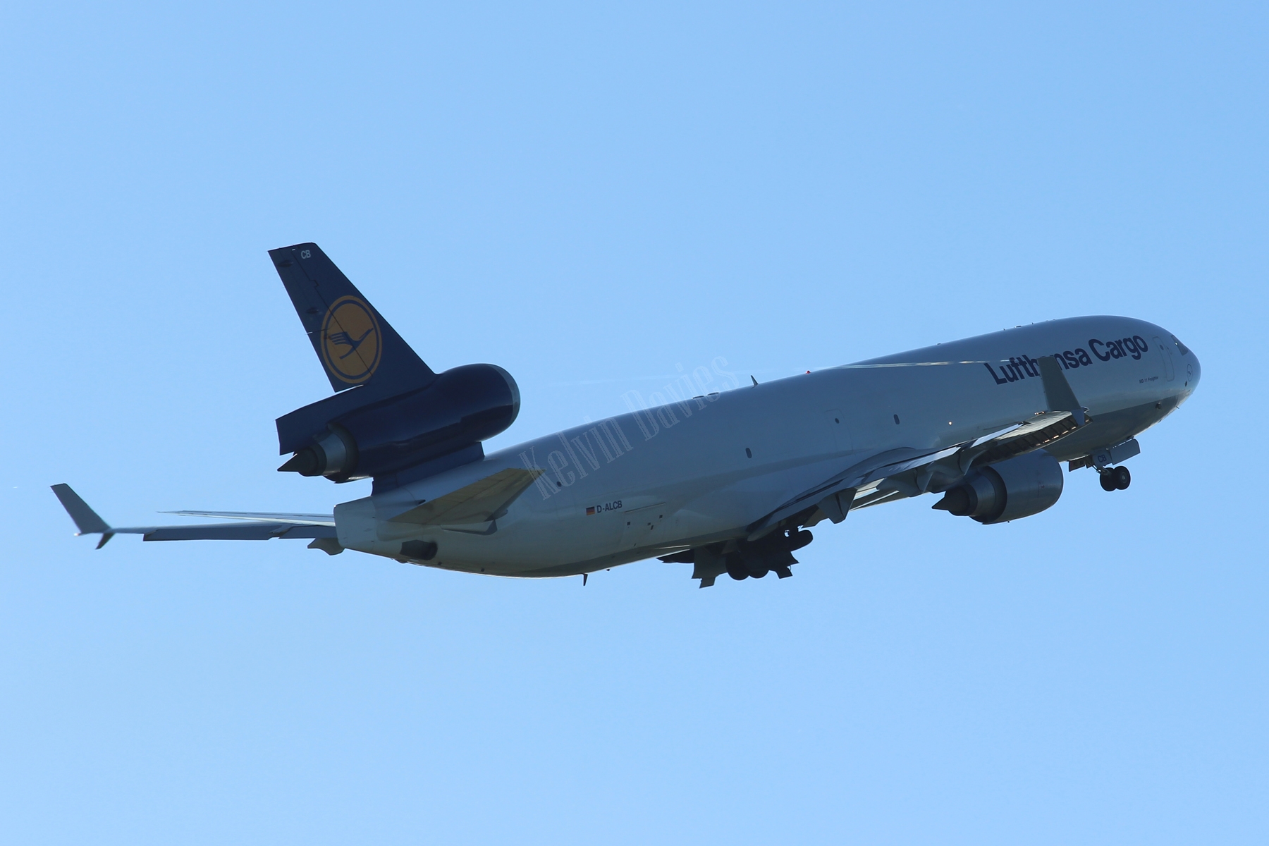 Lufthansa Cargo MD11 D-ALCB