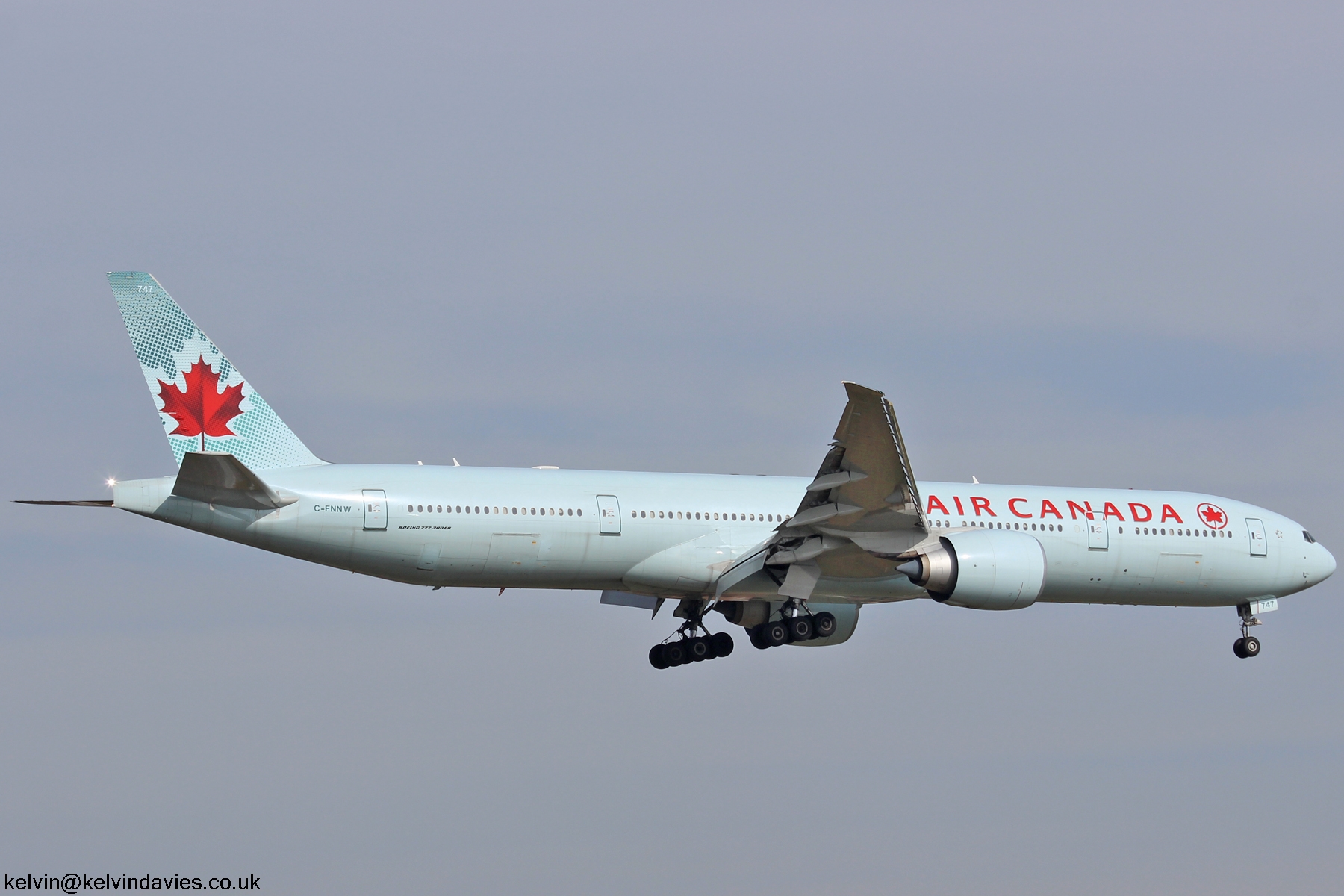 Air Canada 777 C-FNNW