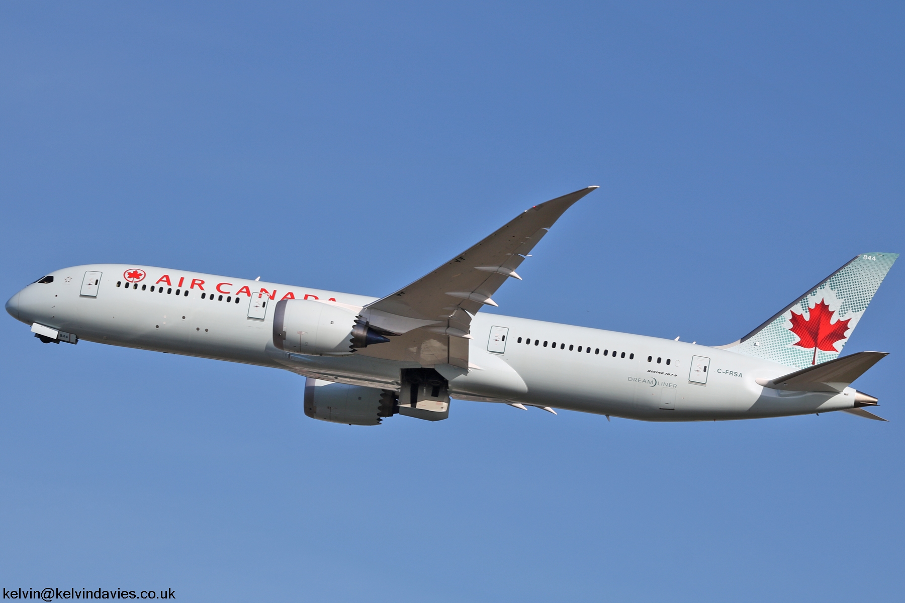 Air Canada 787 C-FRSA