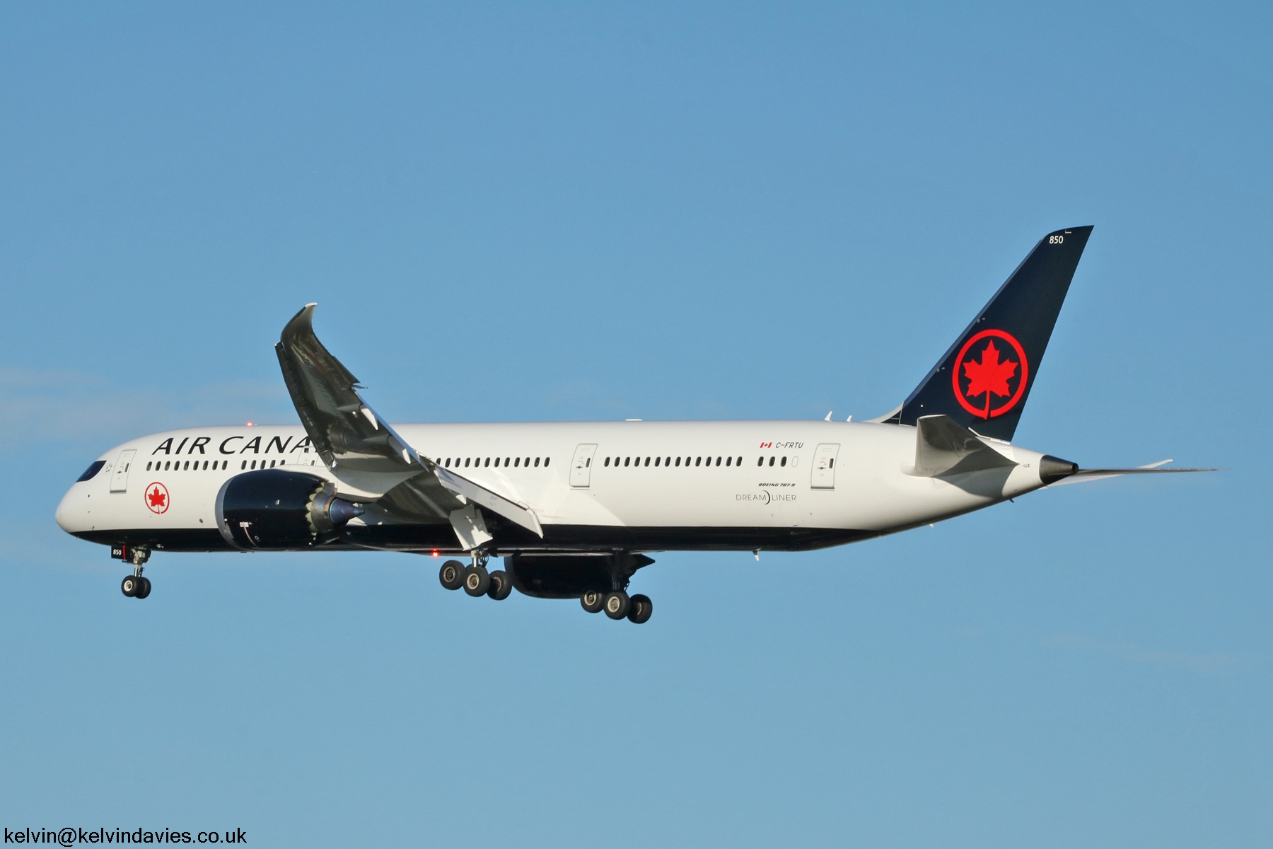 Air Canada 787 C-FRTU