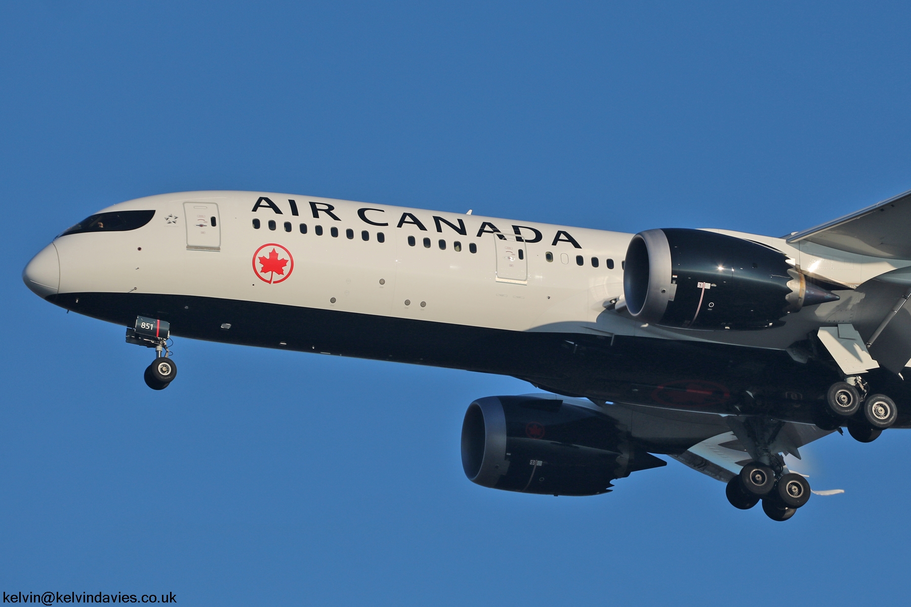 Air Canada 787 C-FRTW