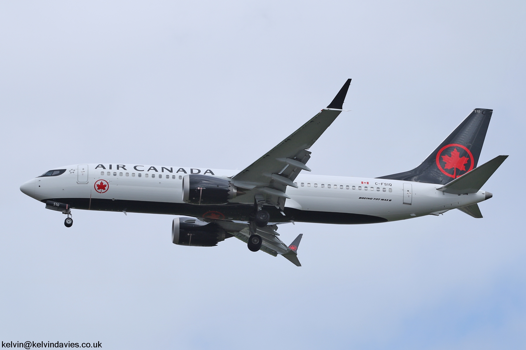 Air Canada 737Max C-FSIQ