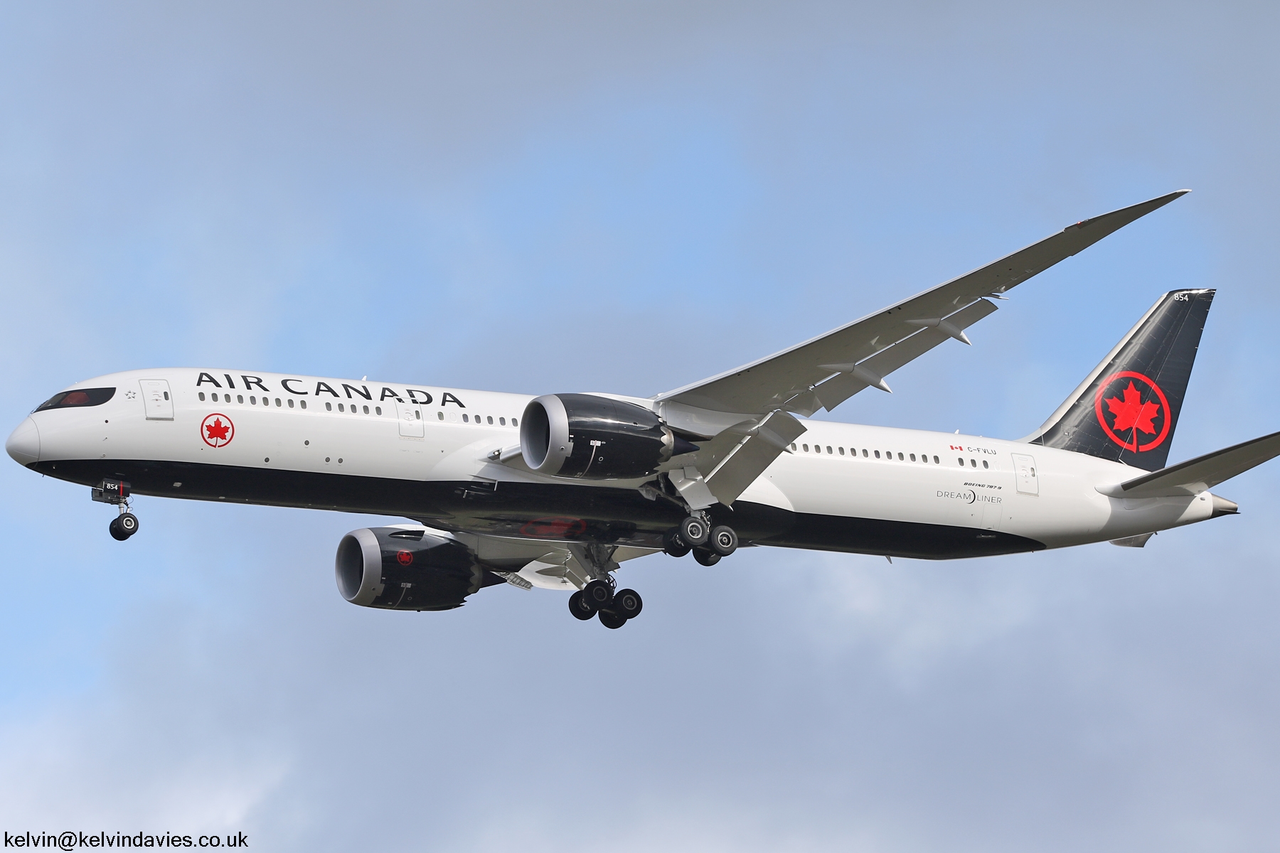 Air Canada 787 C-FVLU