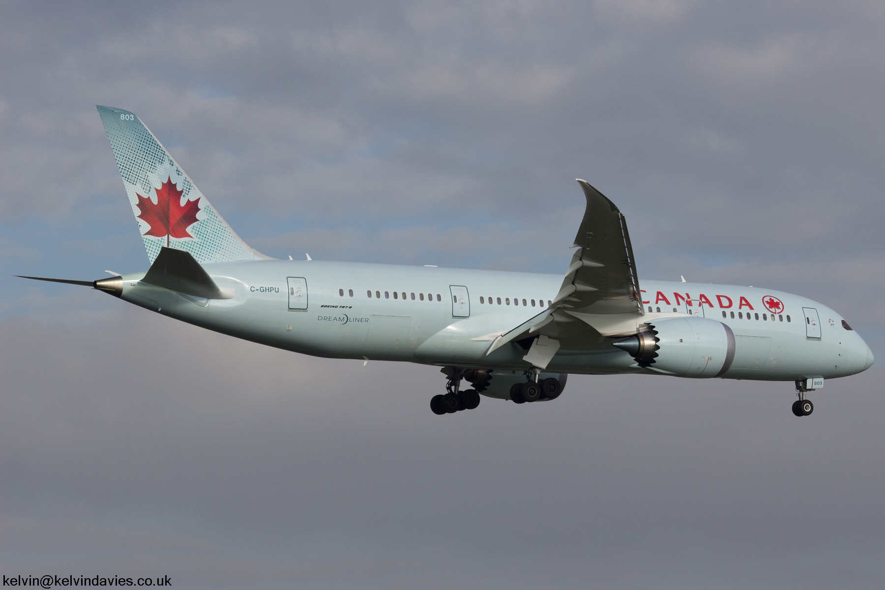 Air Canada 787 C-GHPU