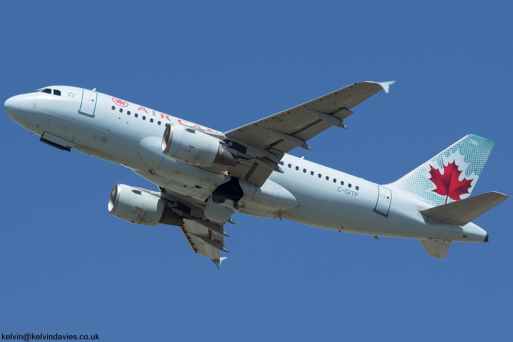 Air Canada A319 C-GITP