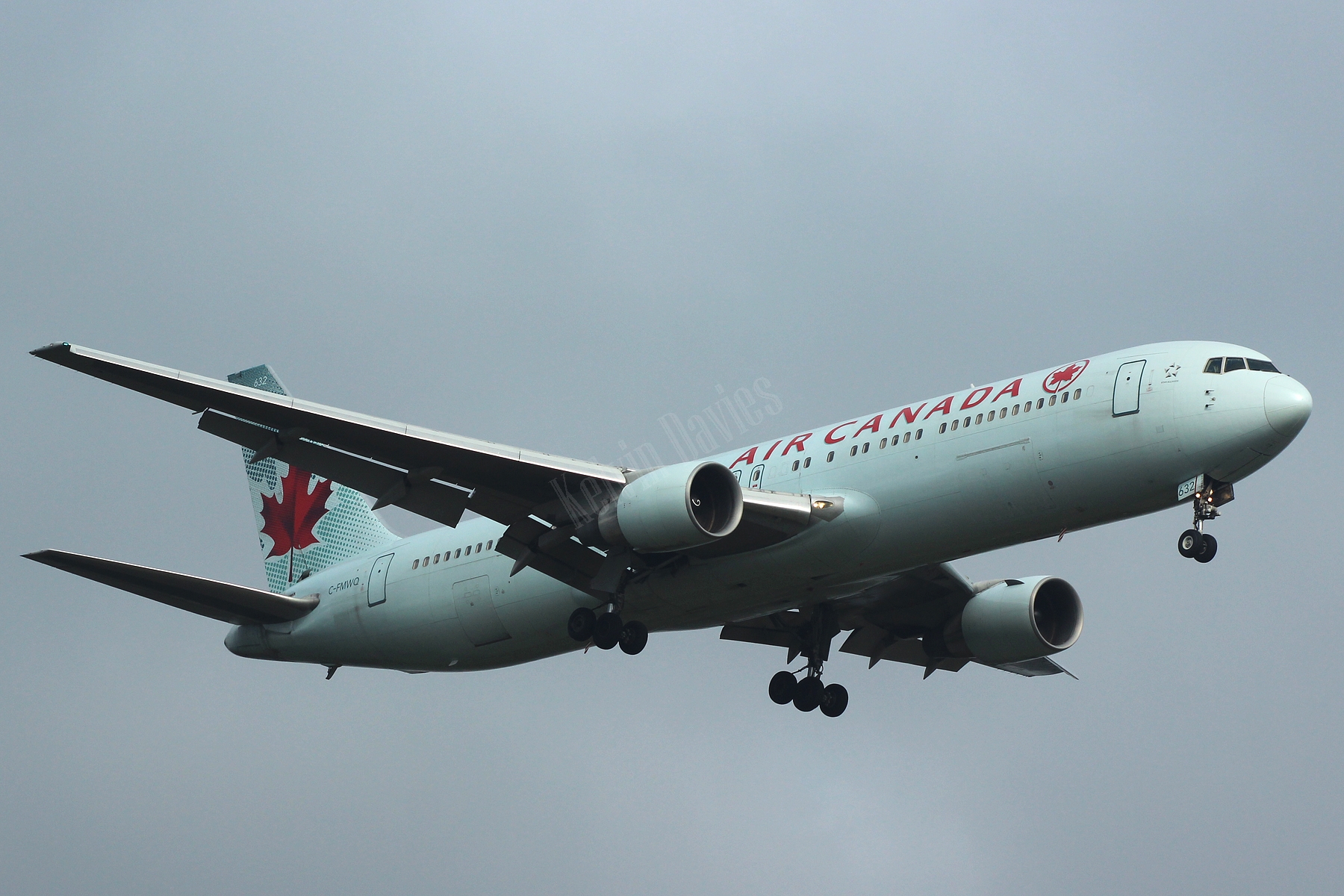 Air Canada 767 C-FMWQ