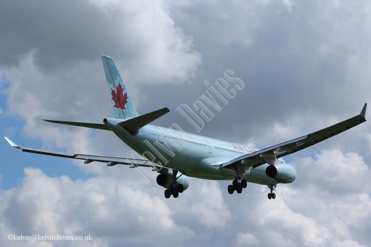 Air Canada A330 C-GHKW