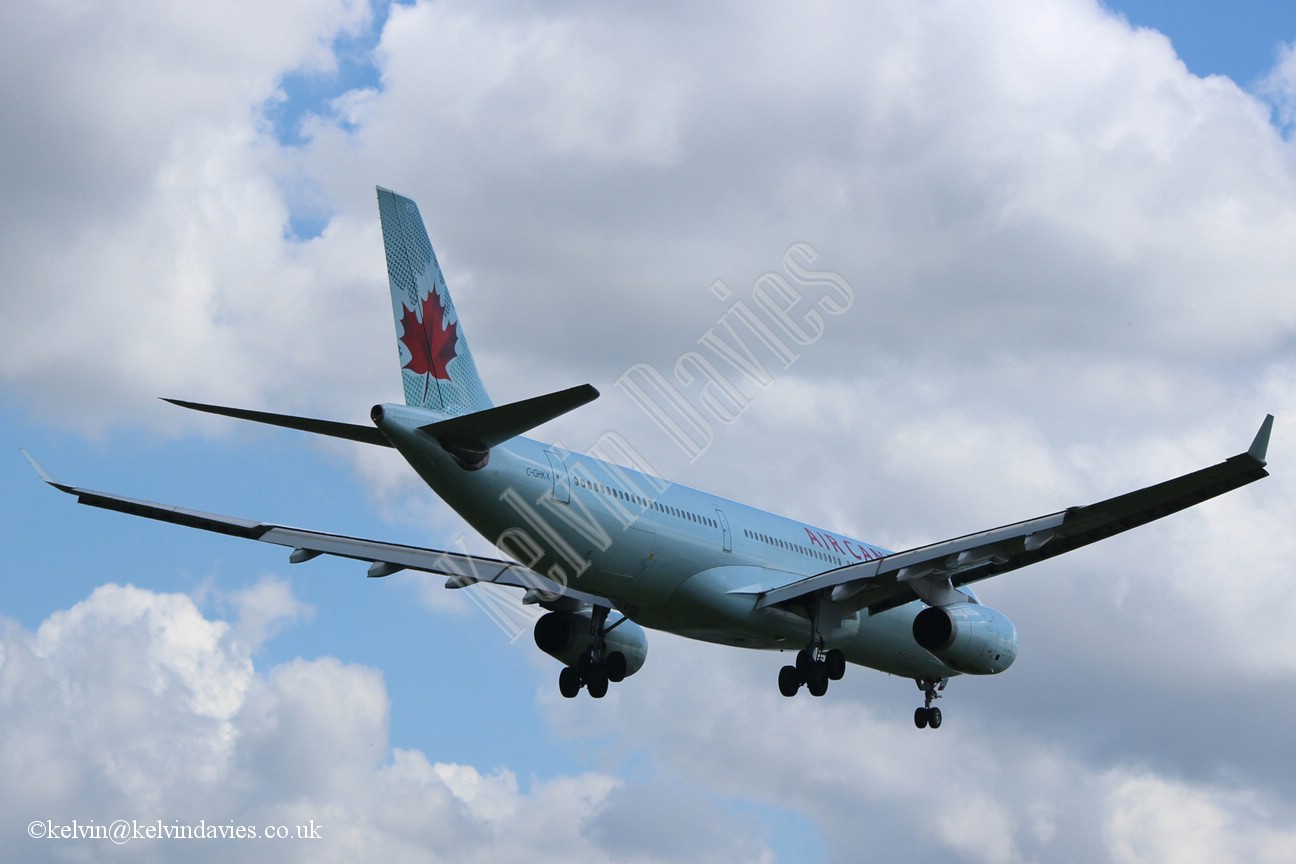 Air Canada A330 C-GHKX