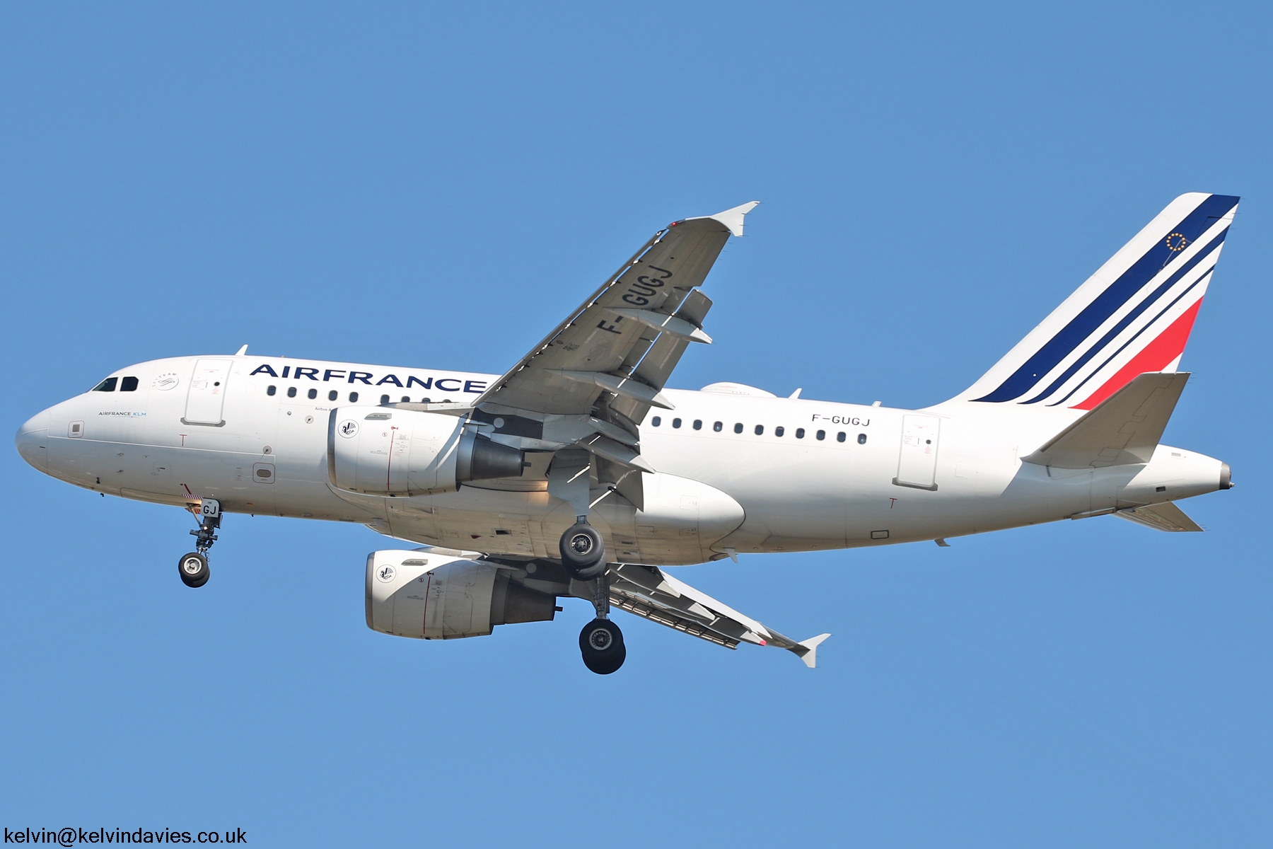 Air France A318 F-GUGJ