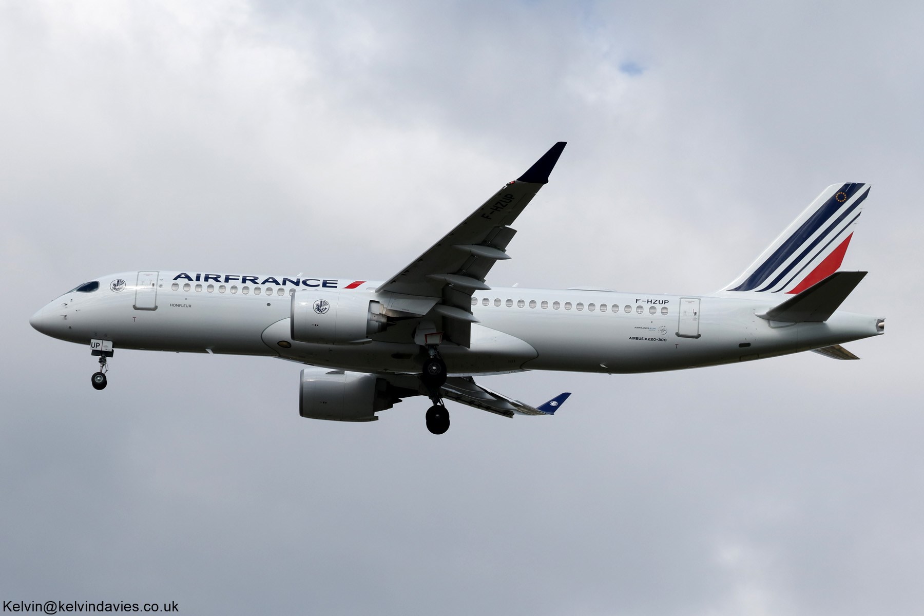 Air France A220 F-HZUP