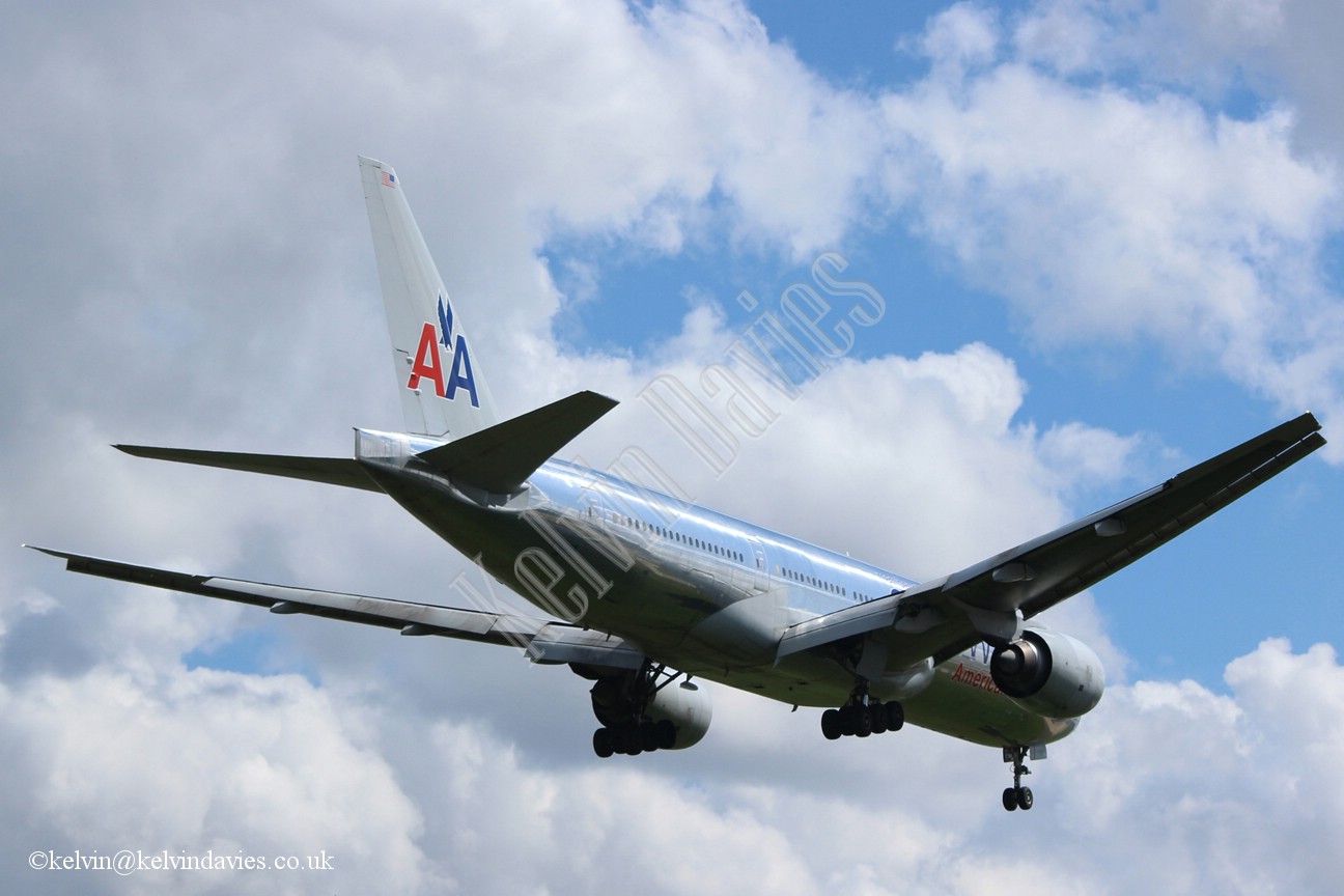 American Airlines B777 N796AN