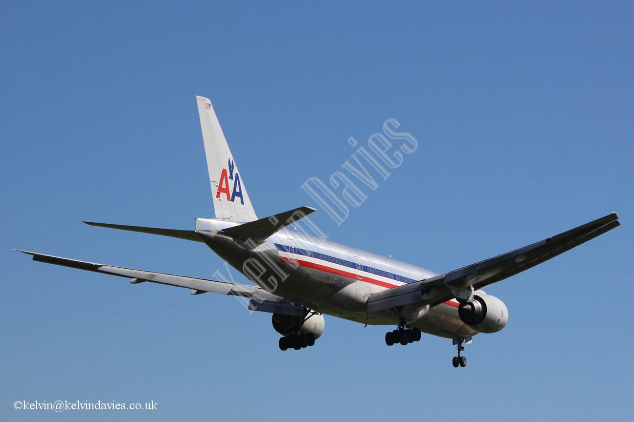 American Airlines B777 N797AN