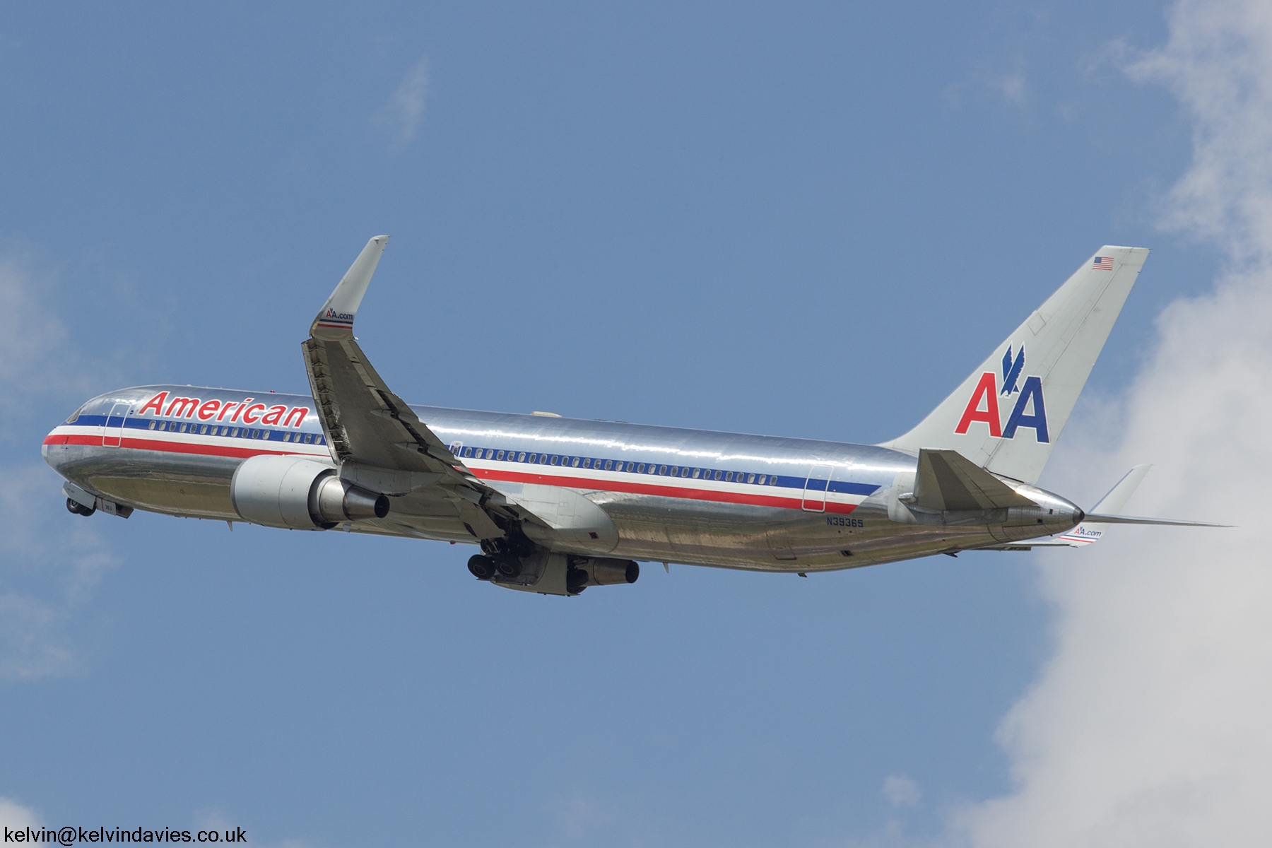 American Airlines 767 N39365