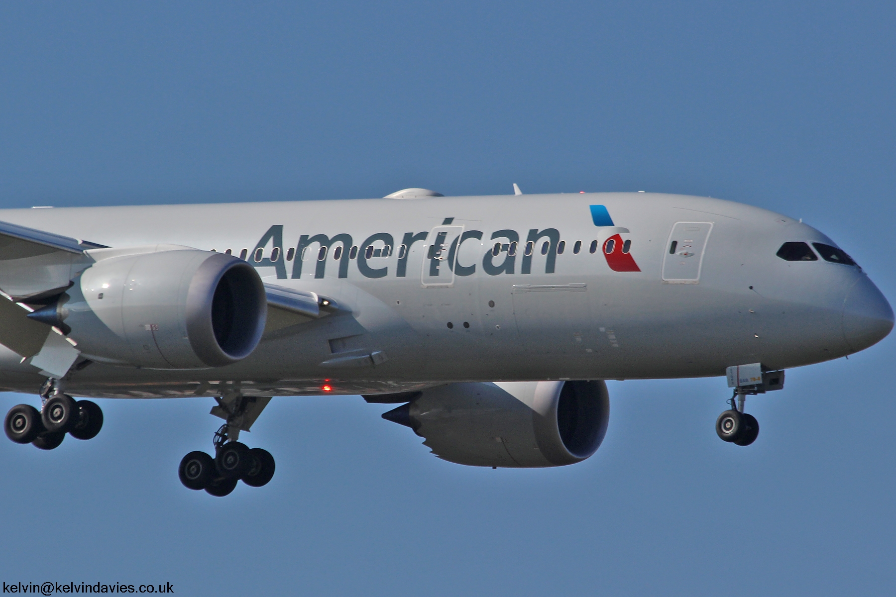 American Airlines 787 N801AC