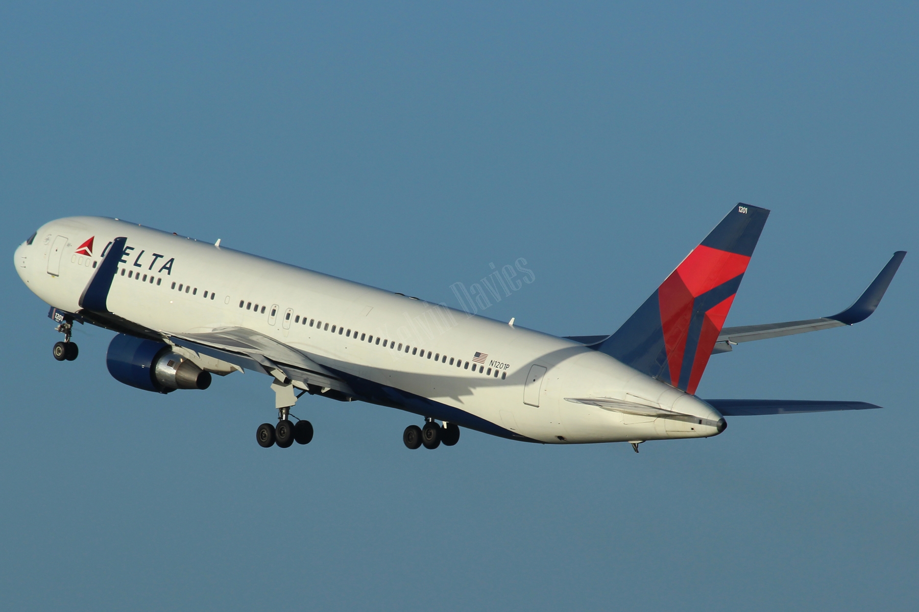 Delta Airlines 767 N1201P