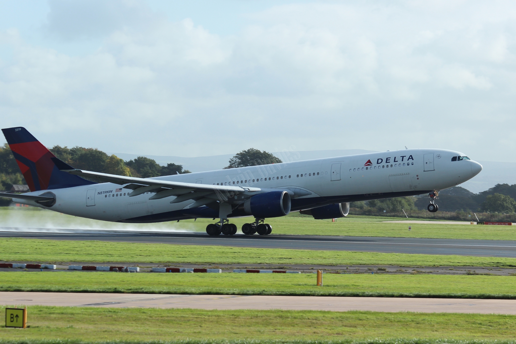 Delta Airlines A330 N819NW