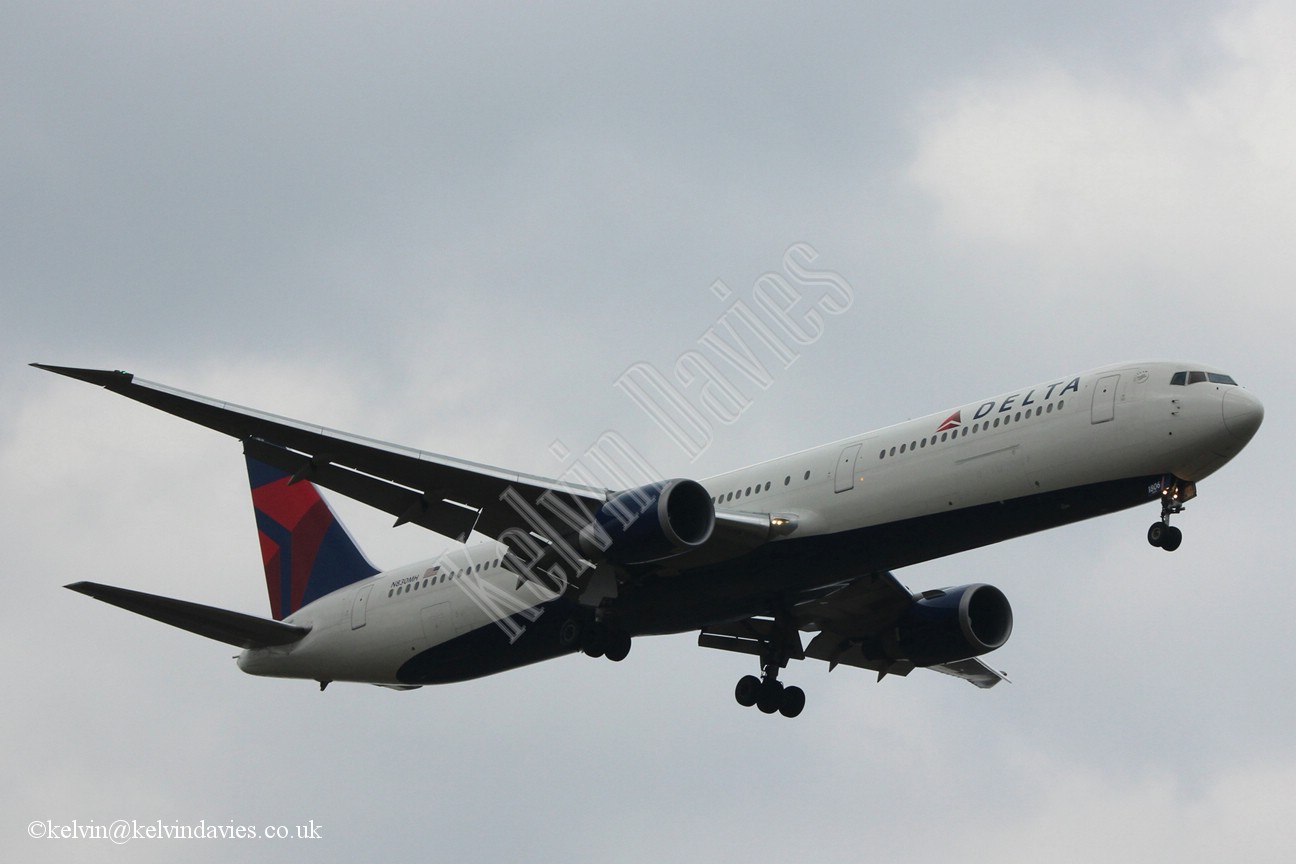 Delta Airlines 767 N830MH