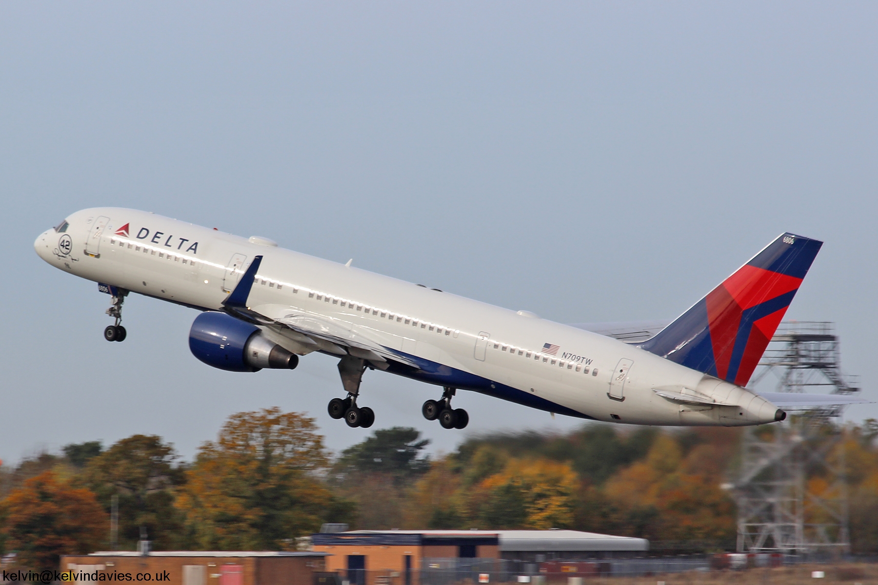 Delta Air Lines 757 N709TW