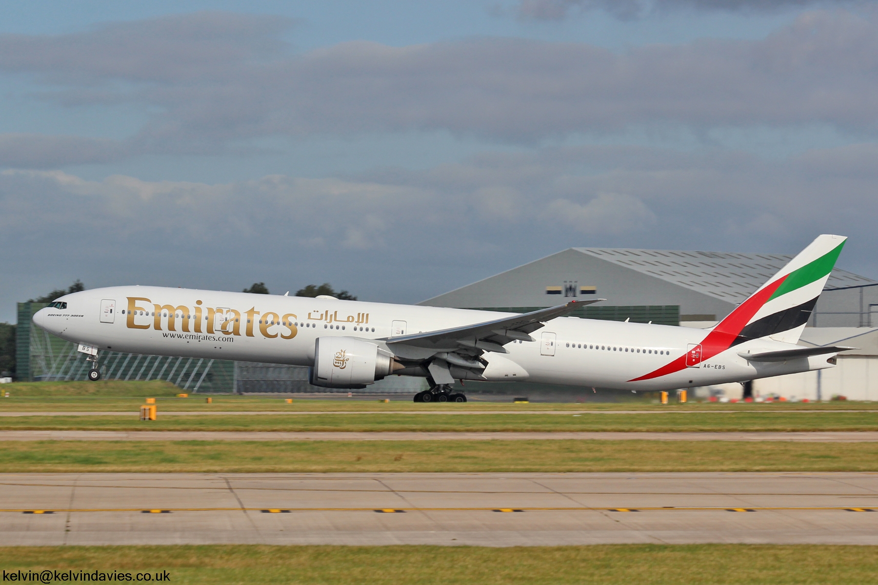Emirates 777 A6-EBS